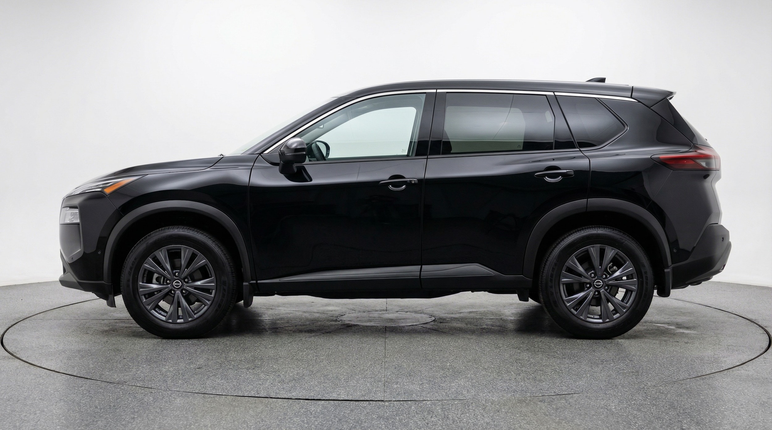 Thumbnail: 2025 Nissan Rogue - 4