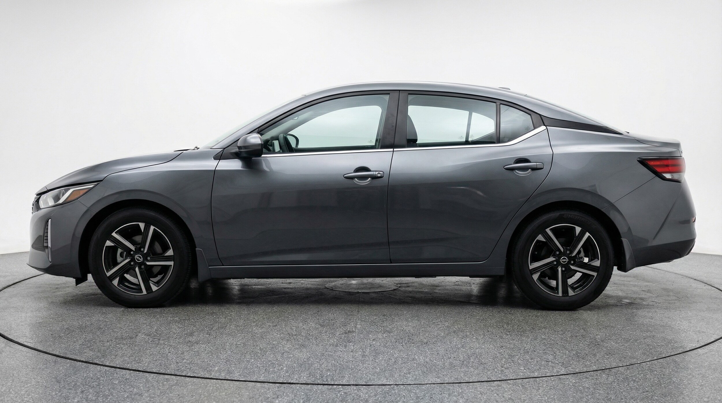 Thumbnail: 2025 Nissan Sentra - 4