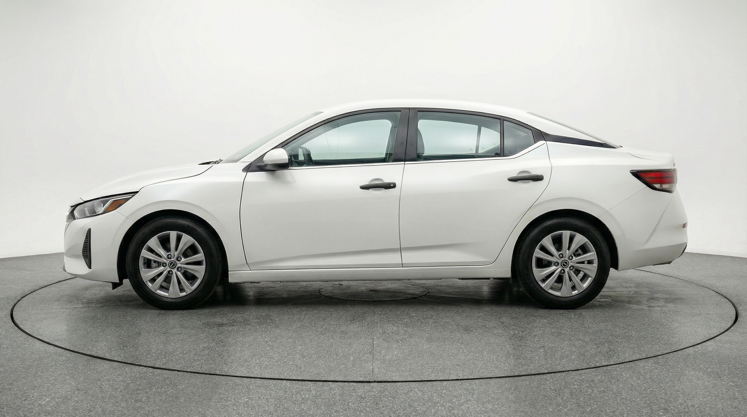 Thumbnail: 2025 Nissan Sentra - 4