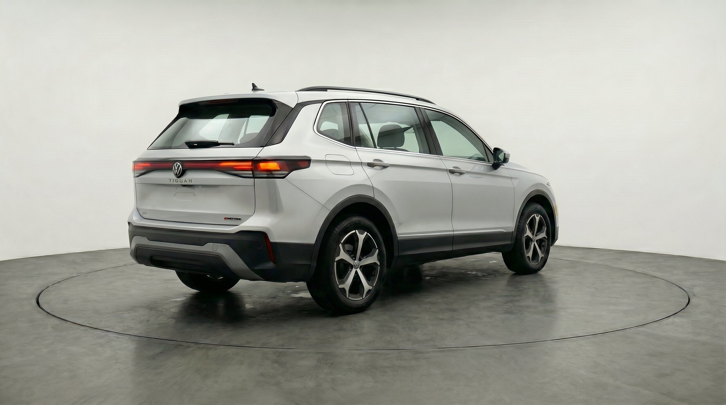 Thumbnail: 2026 Volkswagen Tiguan - 9