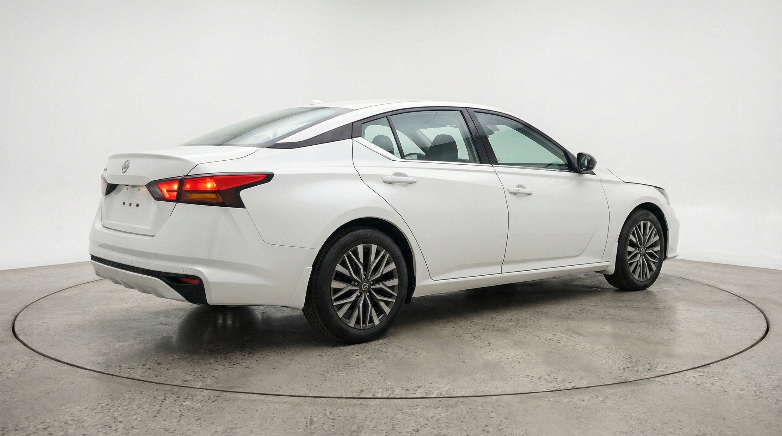 Thumbnail: 2026 Nissan Altima - 9