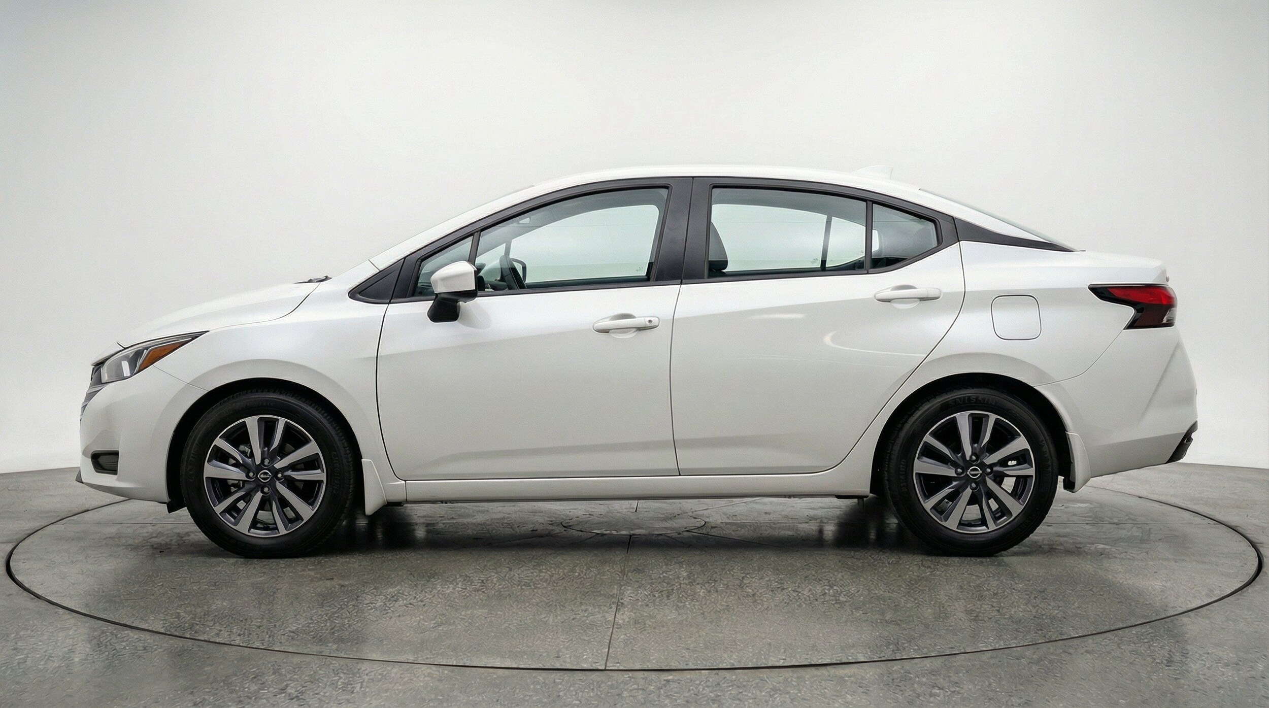 Thumbnail: 2025 Nissan Versa - 5