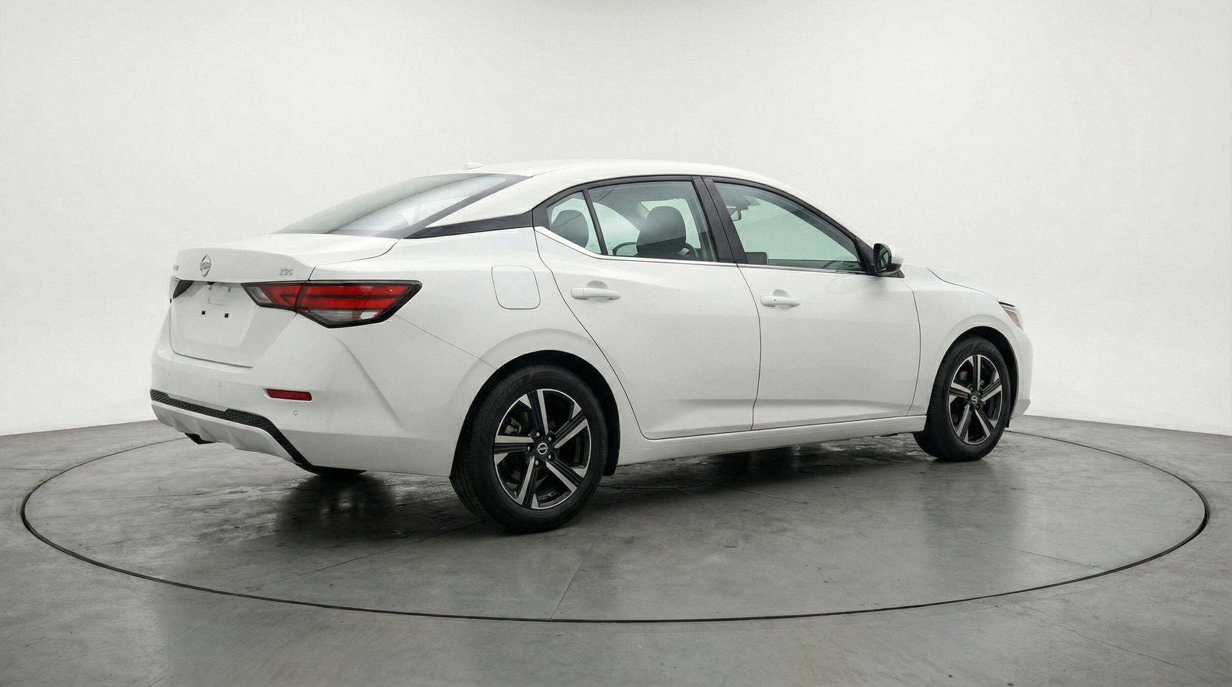 Thumbnail: 2025 Nissan Sentra - 9