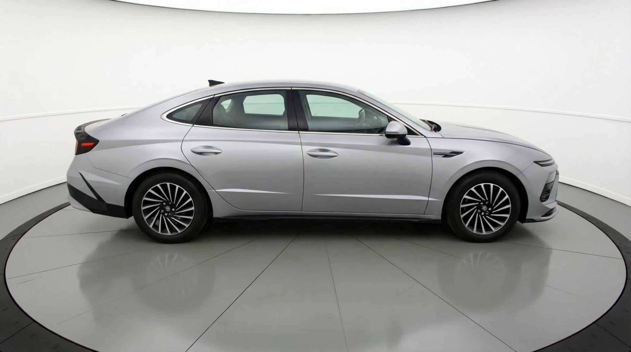 Thumbnail: 2025 Hyundai Sonata - 8