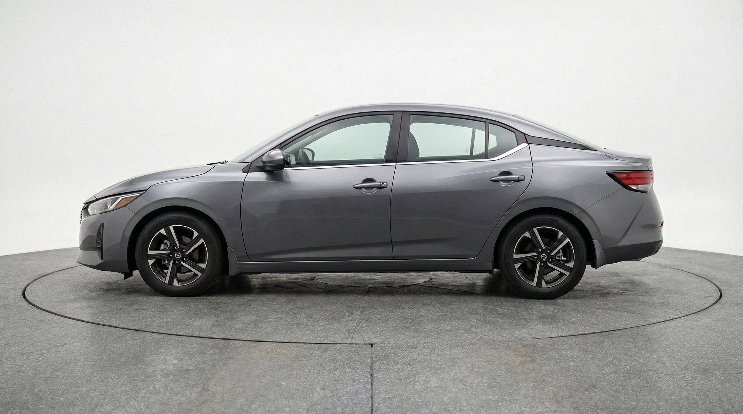 Thumbnail: 2025 Nissan Sentra - 5