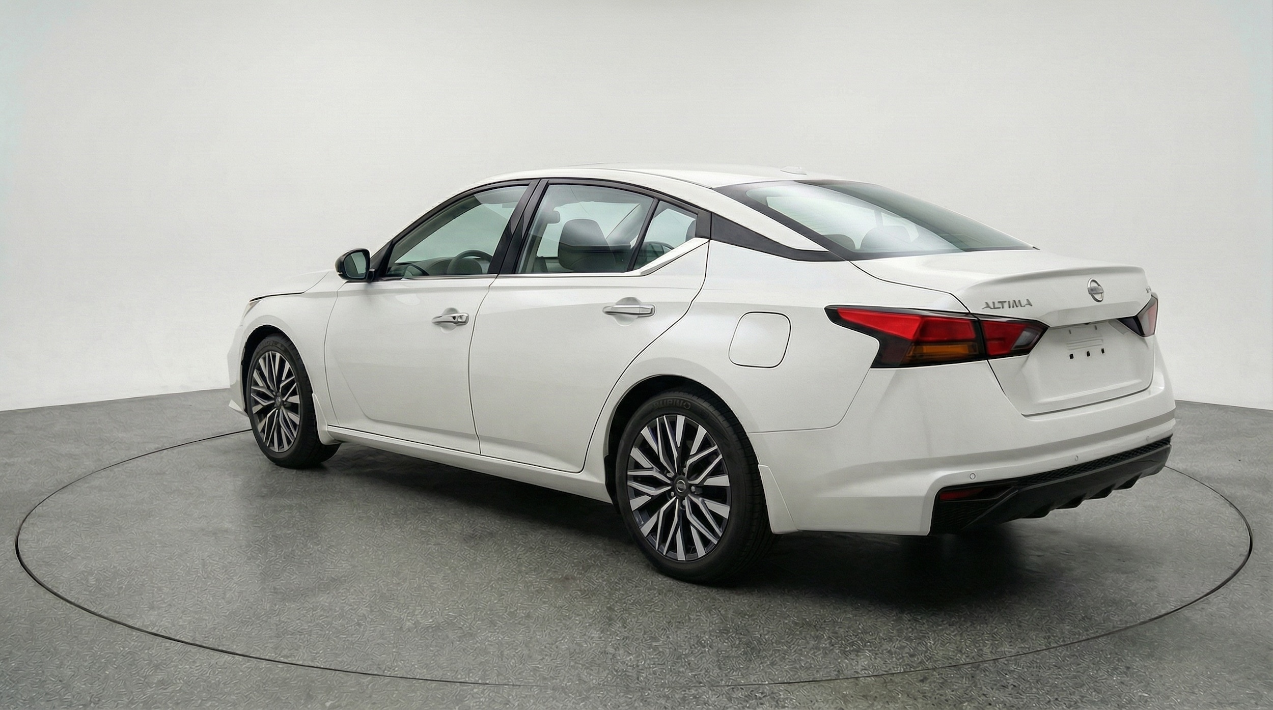 Thumbnail: 2025 Nissan Altima - 5