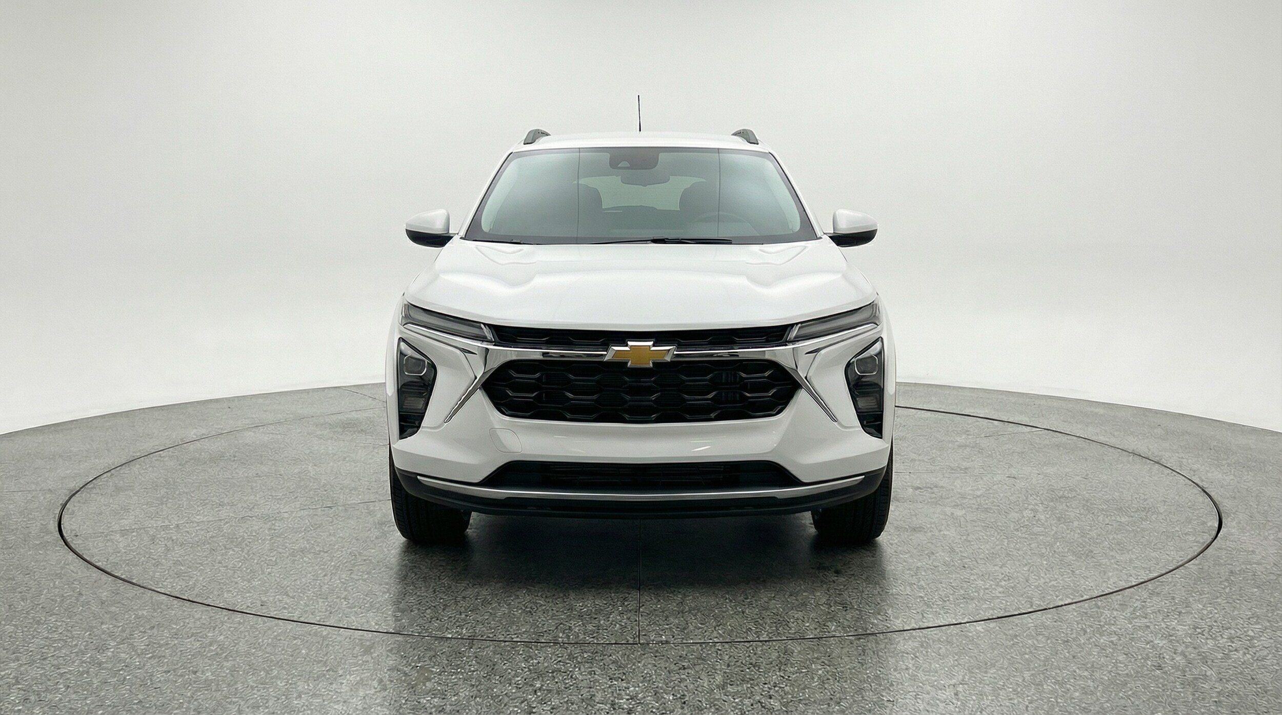 Thumbnail: 2025 Chevrolet Trax - 2
