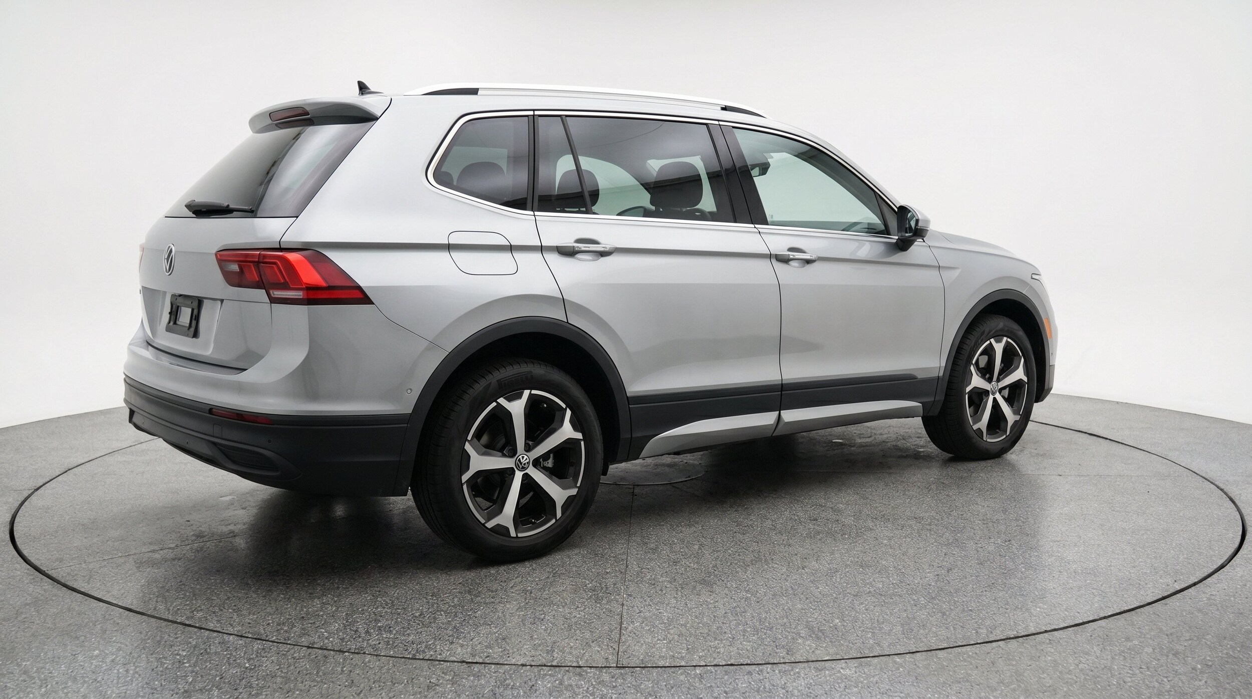 Thumbnail: 2026 Volkswagen Tiguan - 9