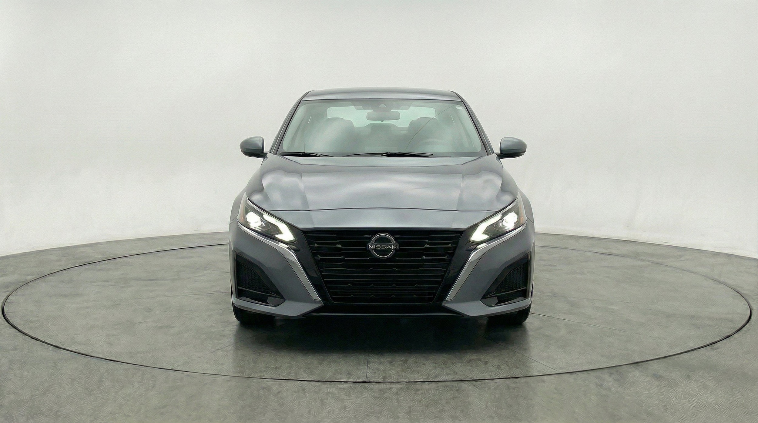 Thumbnail: 2025 Nissan Altima - 2