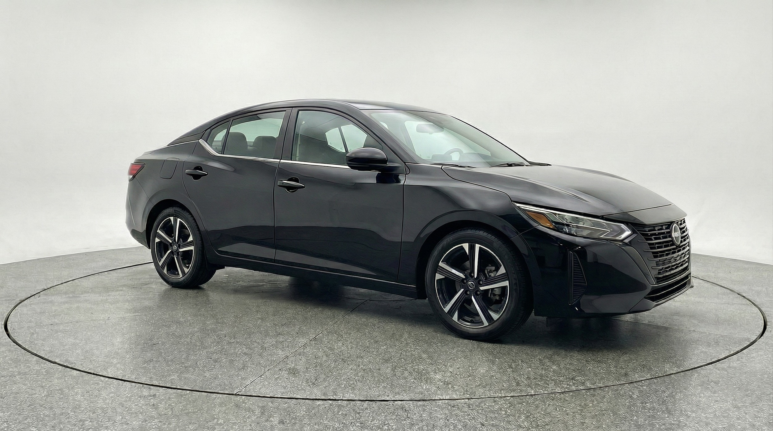 Thumbnail: 2025 Nissan Sentra - 1