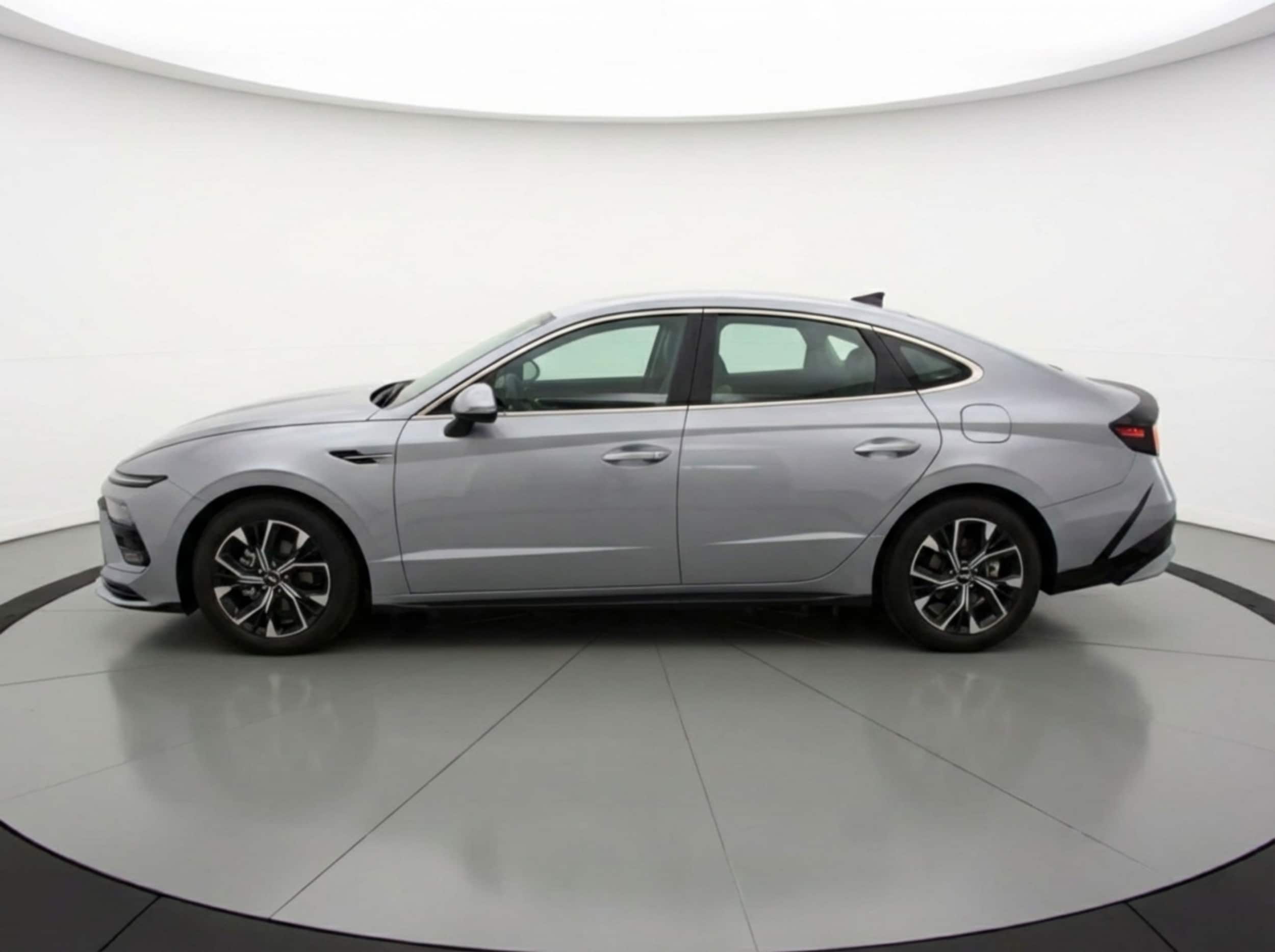 Thumbnail: 2025 Hyundai Sonata - 4