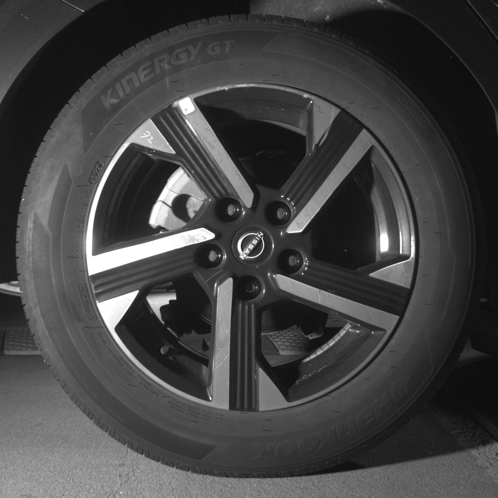 Thumbnail: 2025 Nissan Sentra - 12