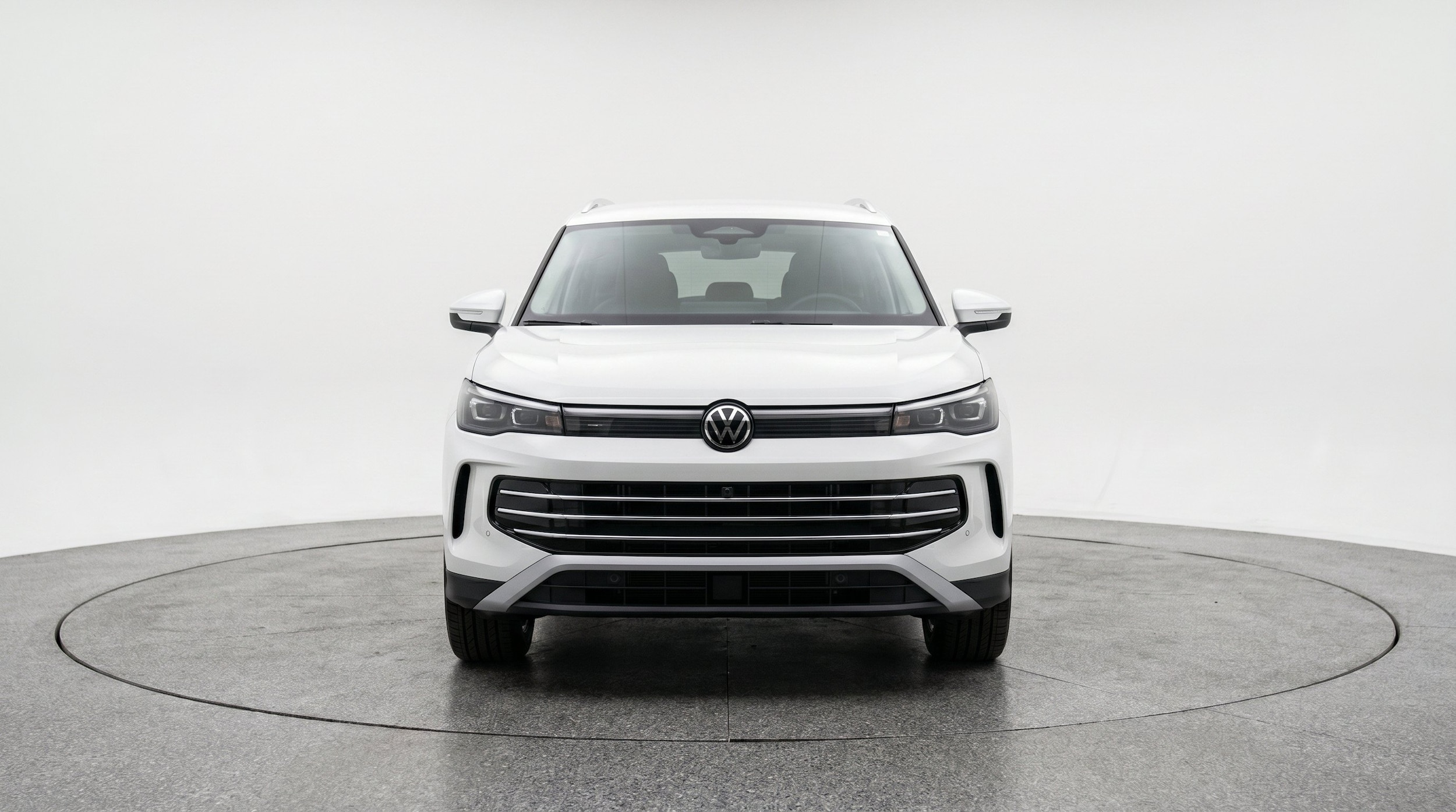Thumbnail: 2026 Volkswagen Tiguan - 2