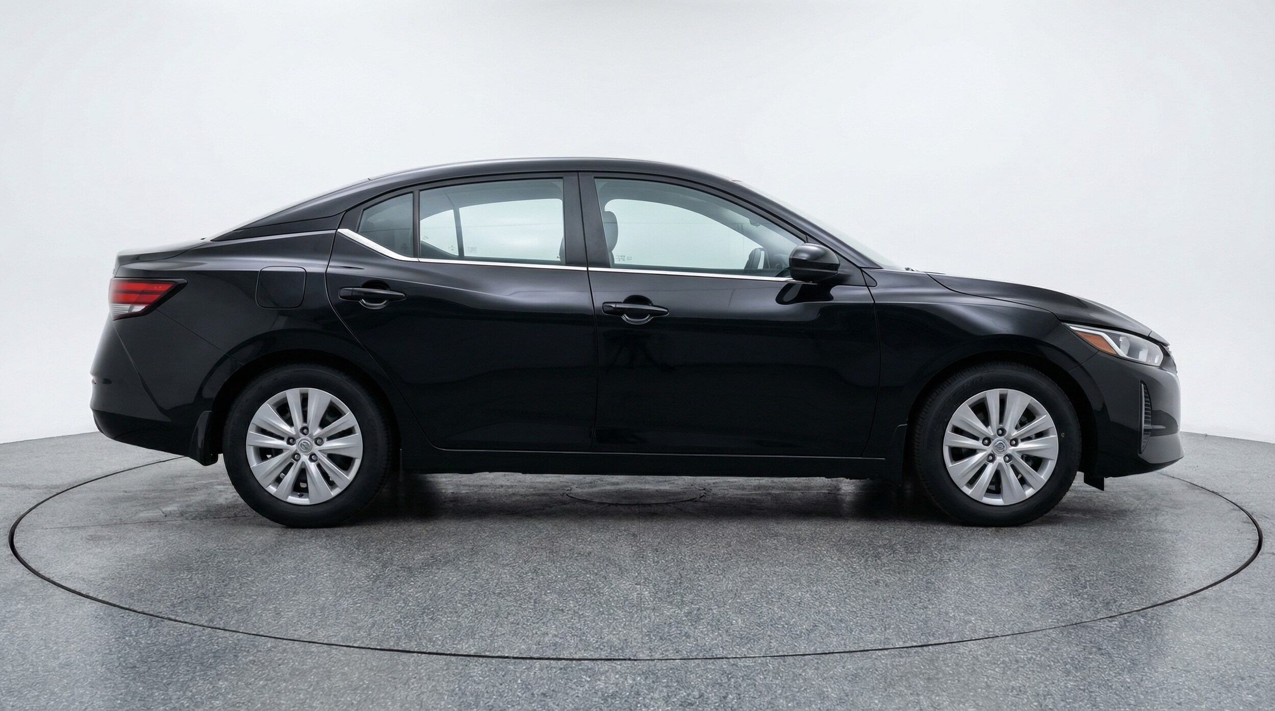 Thumbnail: 2025 Nissan Sentra - 8