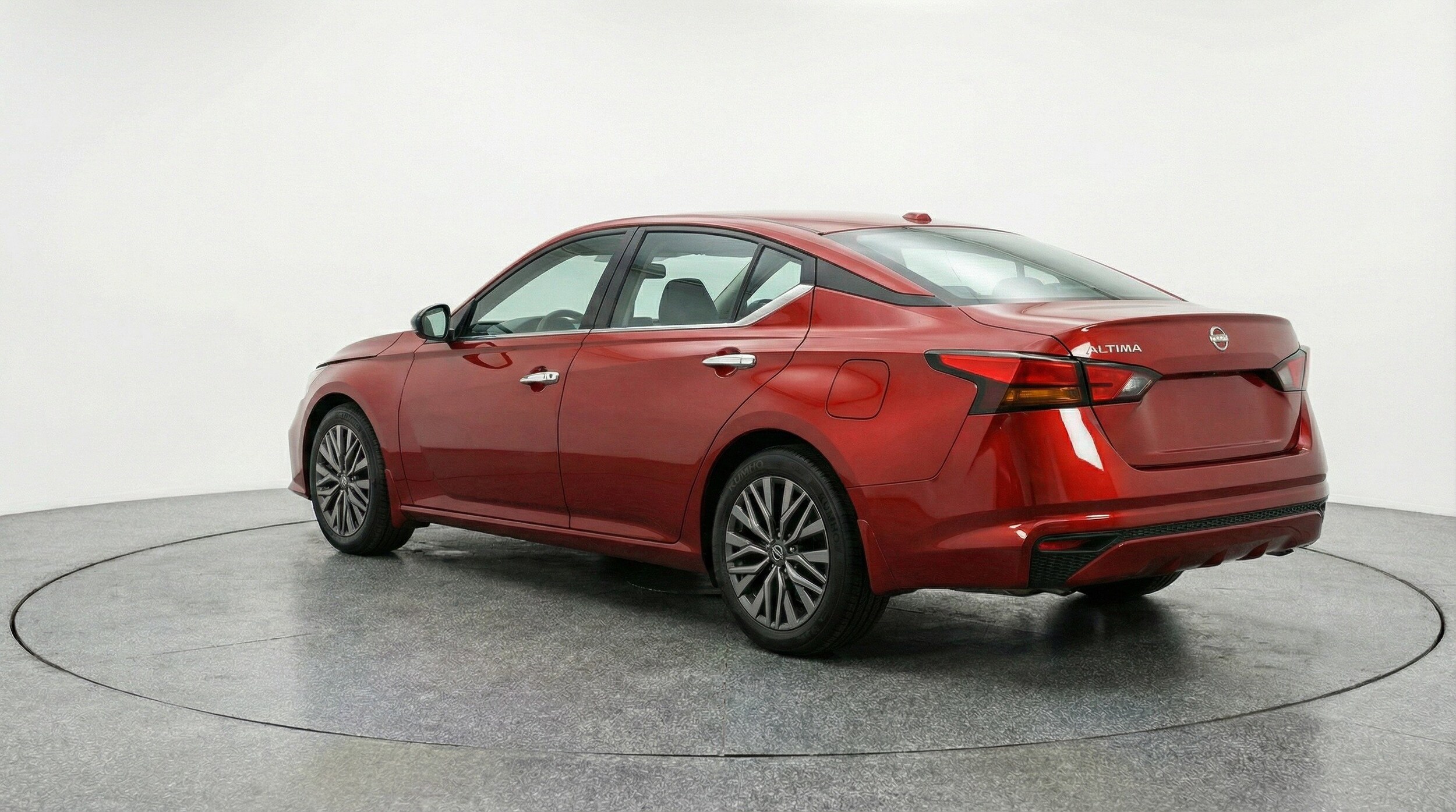 Thumbnail: 2025 Nissan Altima - 6