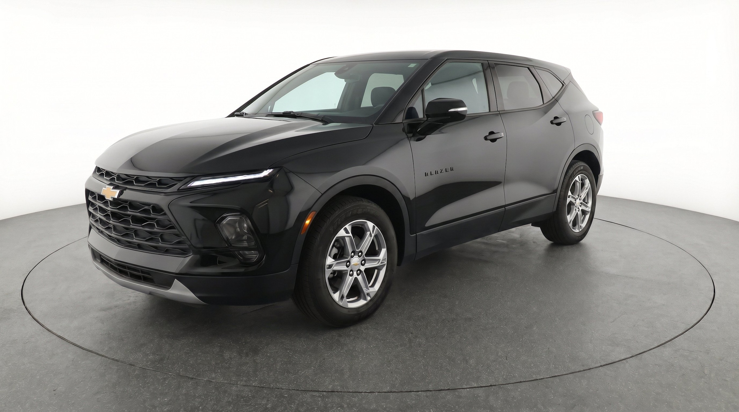 Thumbnail: 2025 Chevrolet Blazer - 3