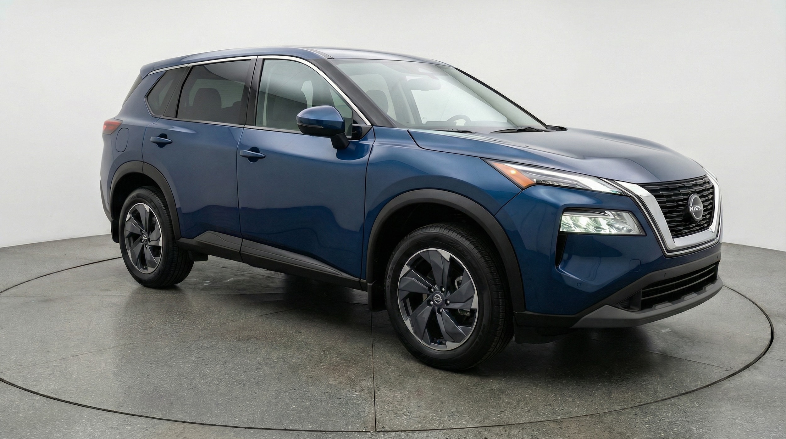 Thumbnail: 2025 Nissan Rogue - 1