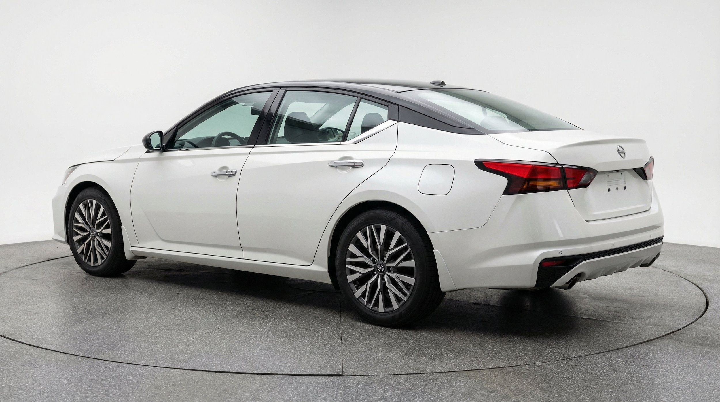 Thumbnail: 2025 Nissan Altima - 6
