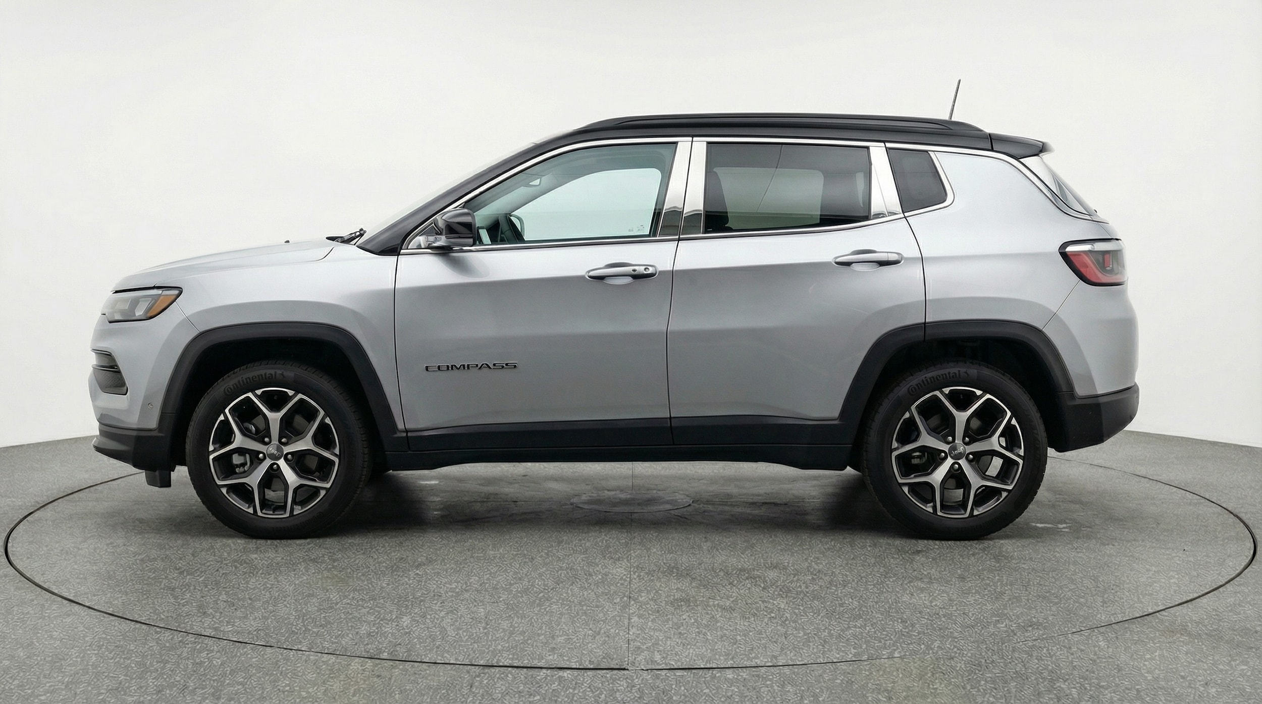 Thumbnail: 2025 Jeep Compass - 4