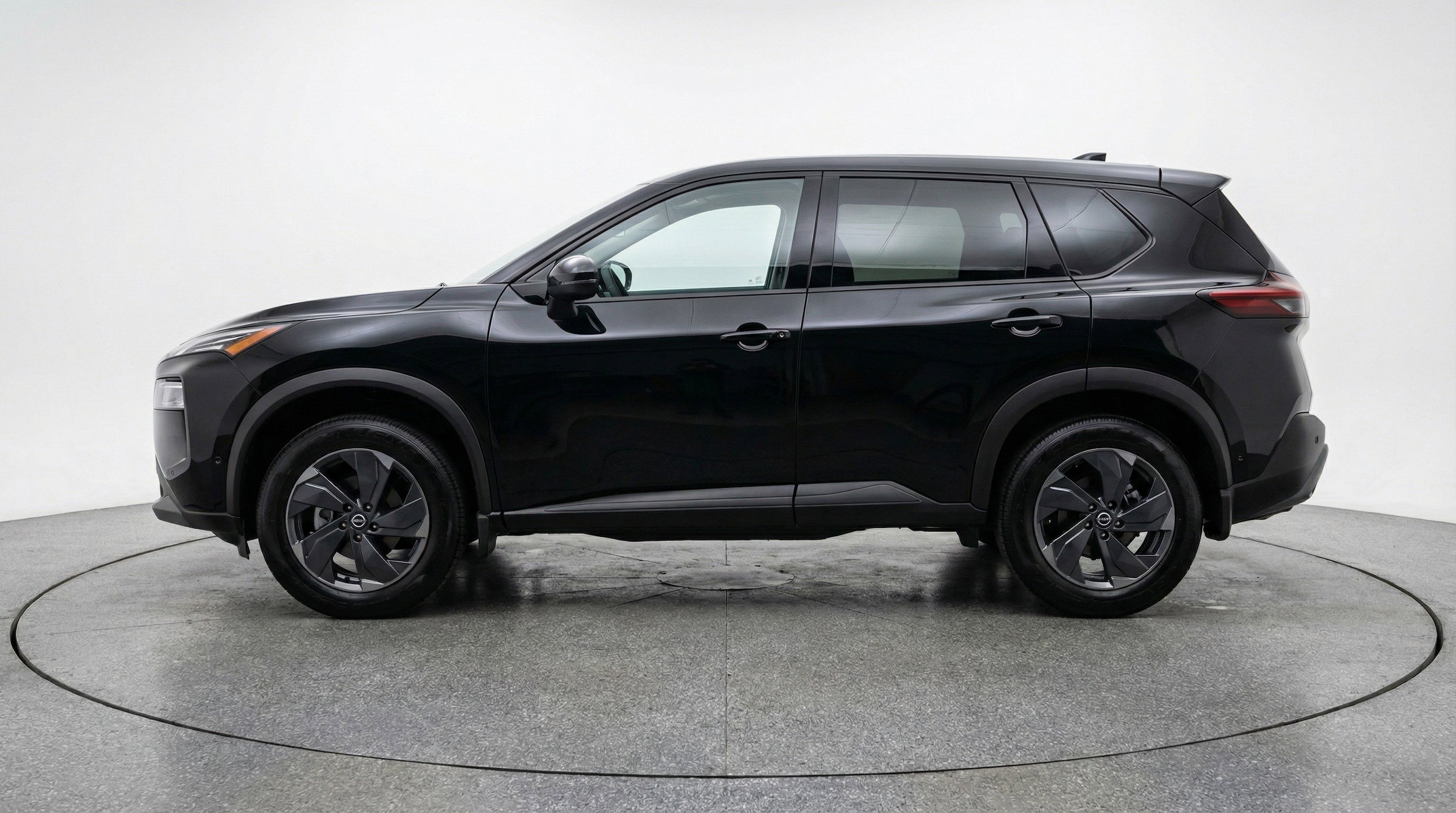 Thumbnail: 2025 Nissan Rogue - 5