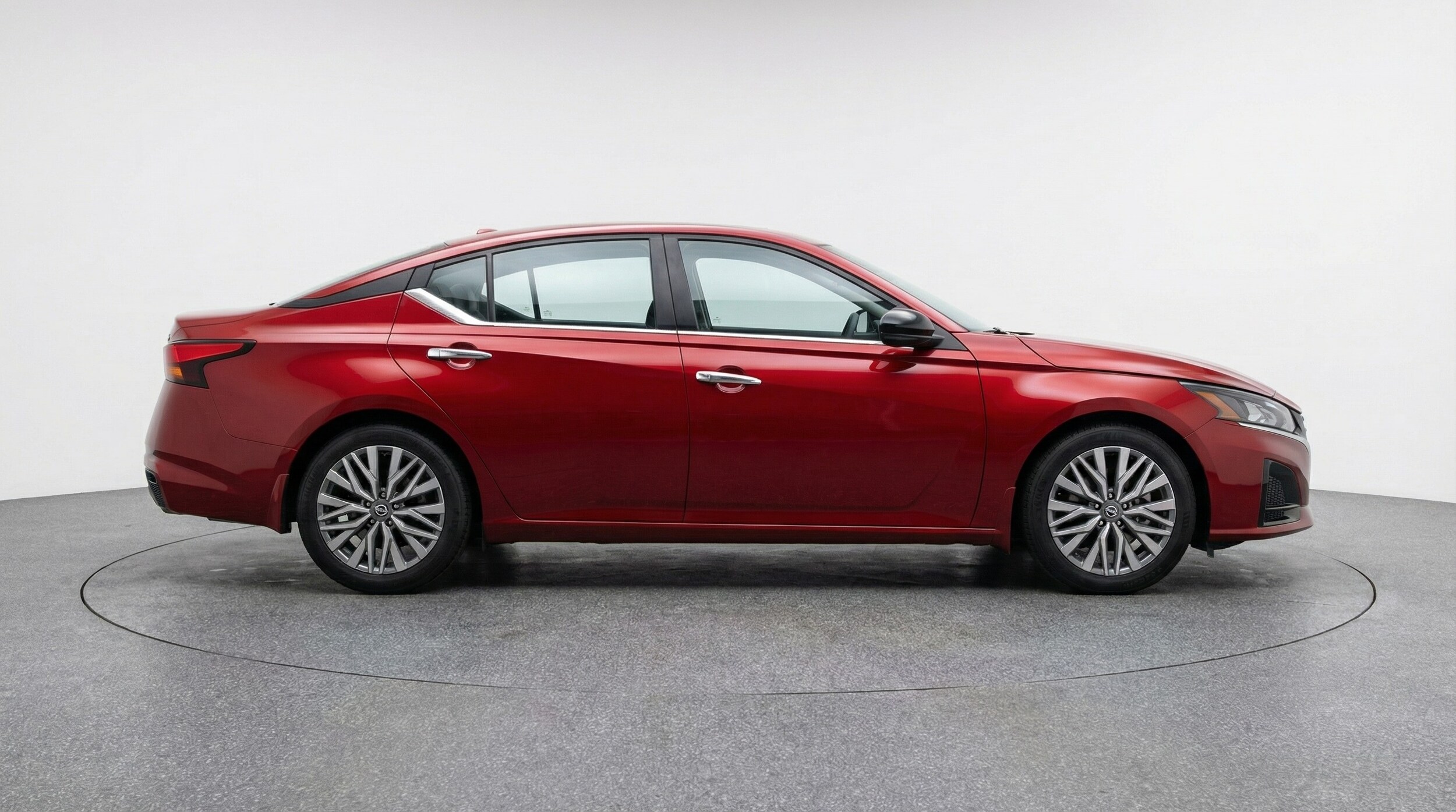 Thumbnail: 2025 Nissan Altima - 8