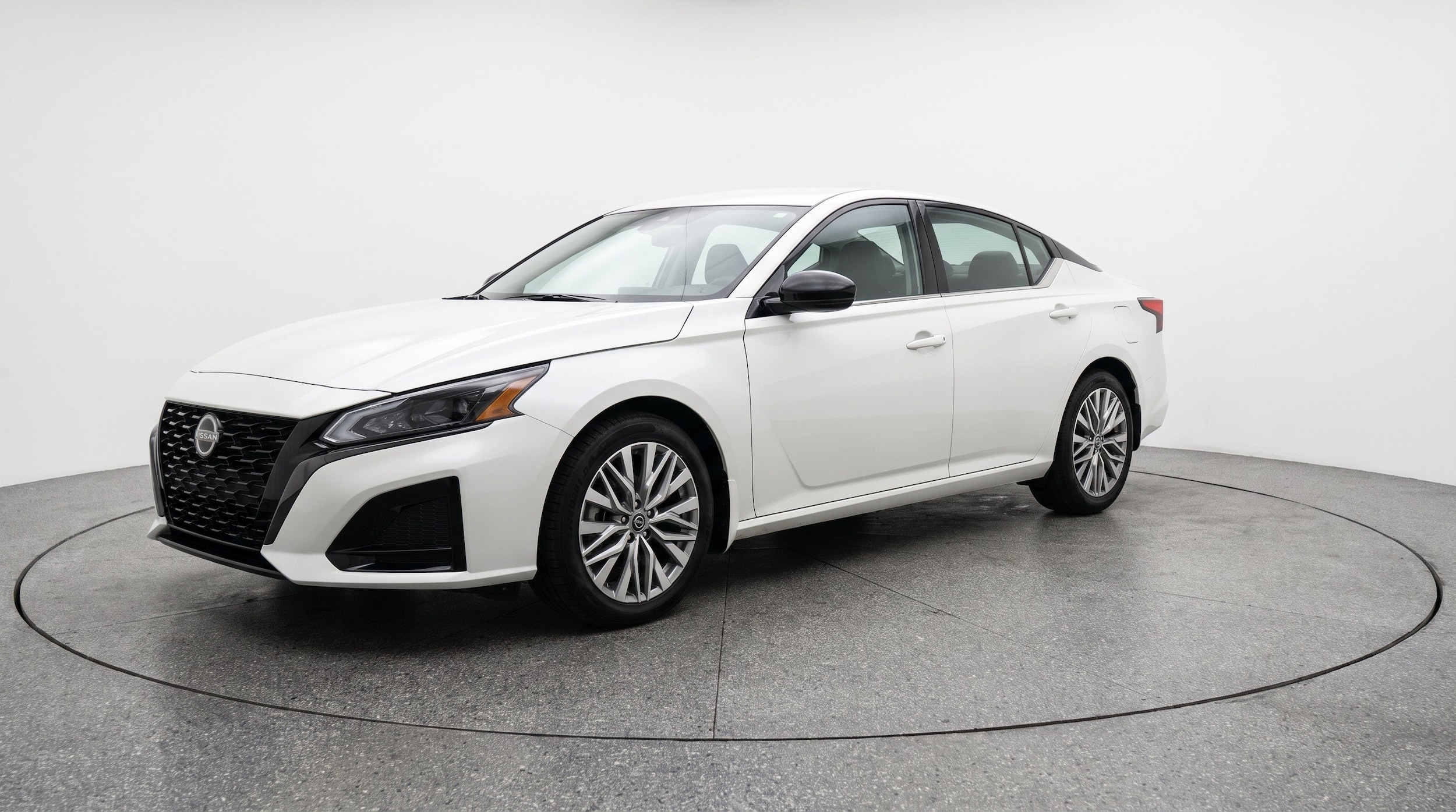 Thumbnail: 2026 Nissan Altima - 3