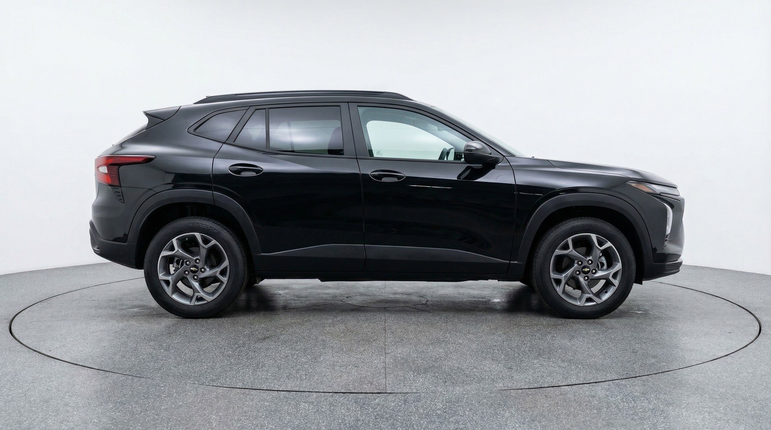 Thumbnail: 2025 Chevrolet Trax - 11