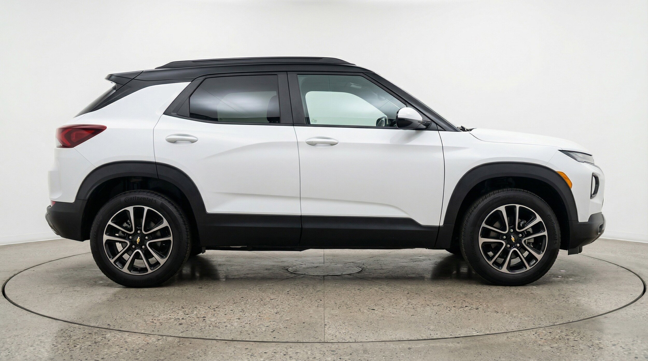 Thumbnail: 2025 Chevrolet TrailBlazer - 11