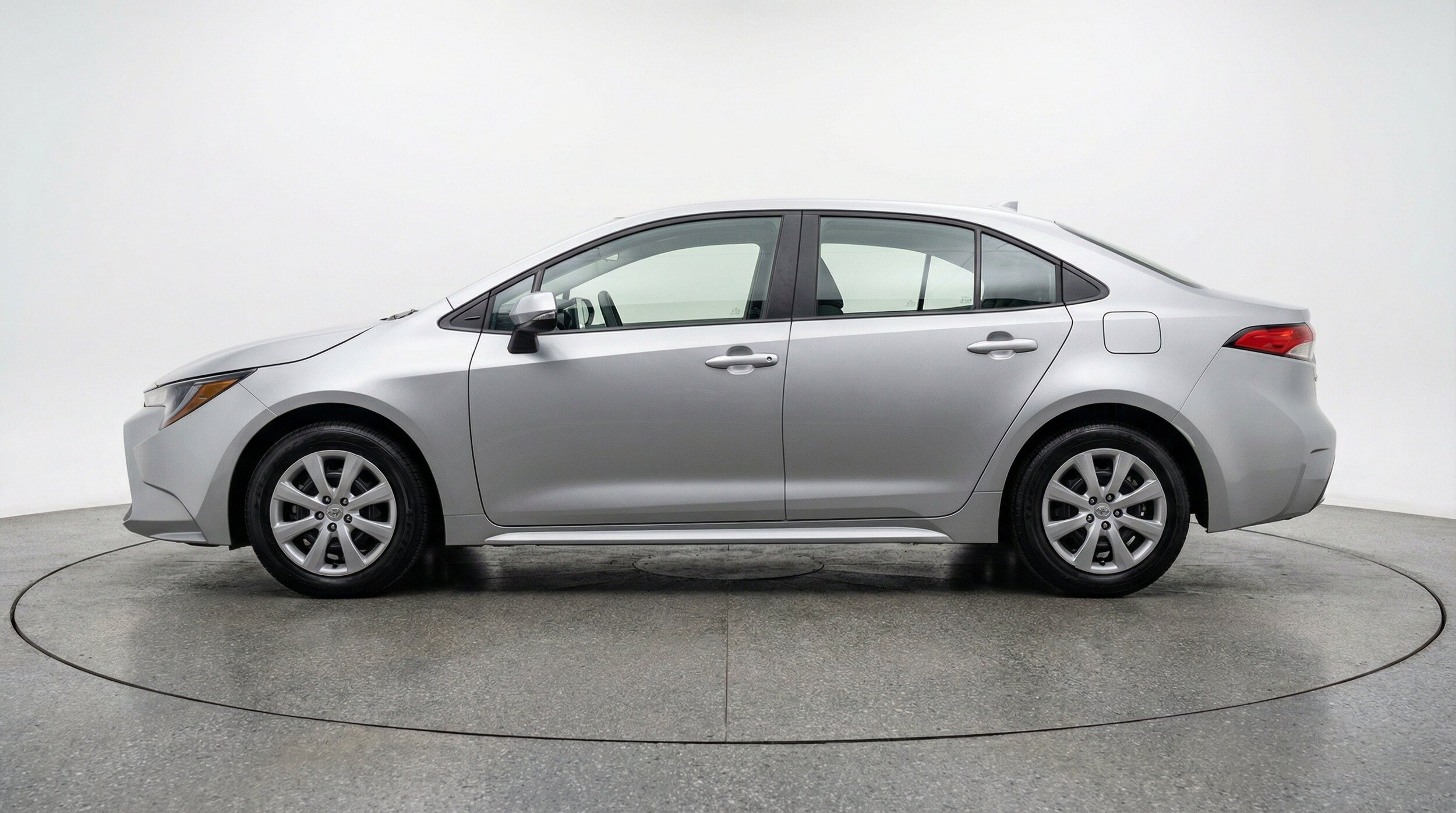 Thumbnail: 2025 Toyota Corolla - 5