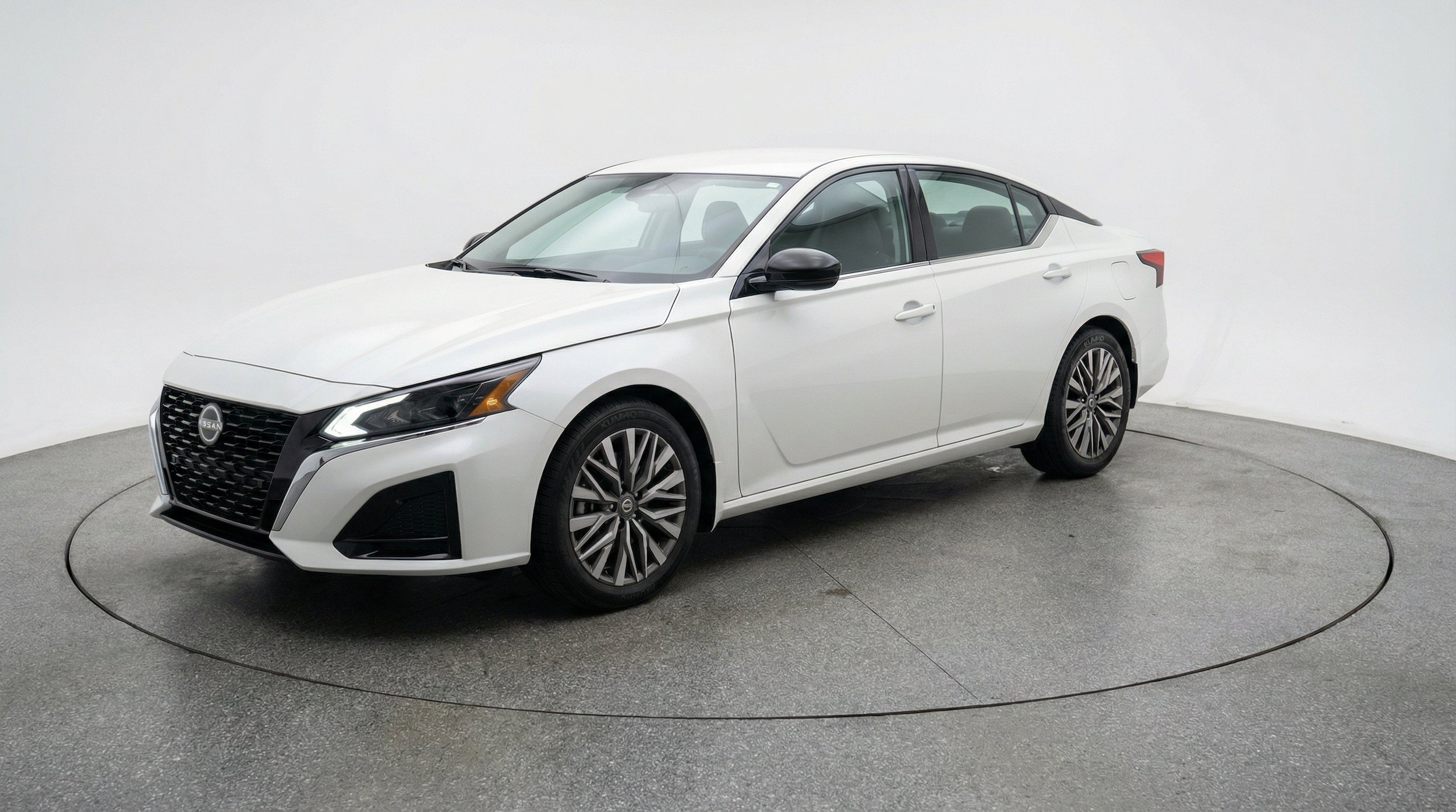 Thumbnail: 2026 Nissan Altima - 3