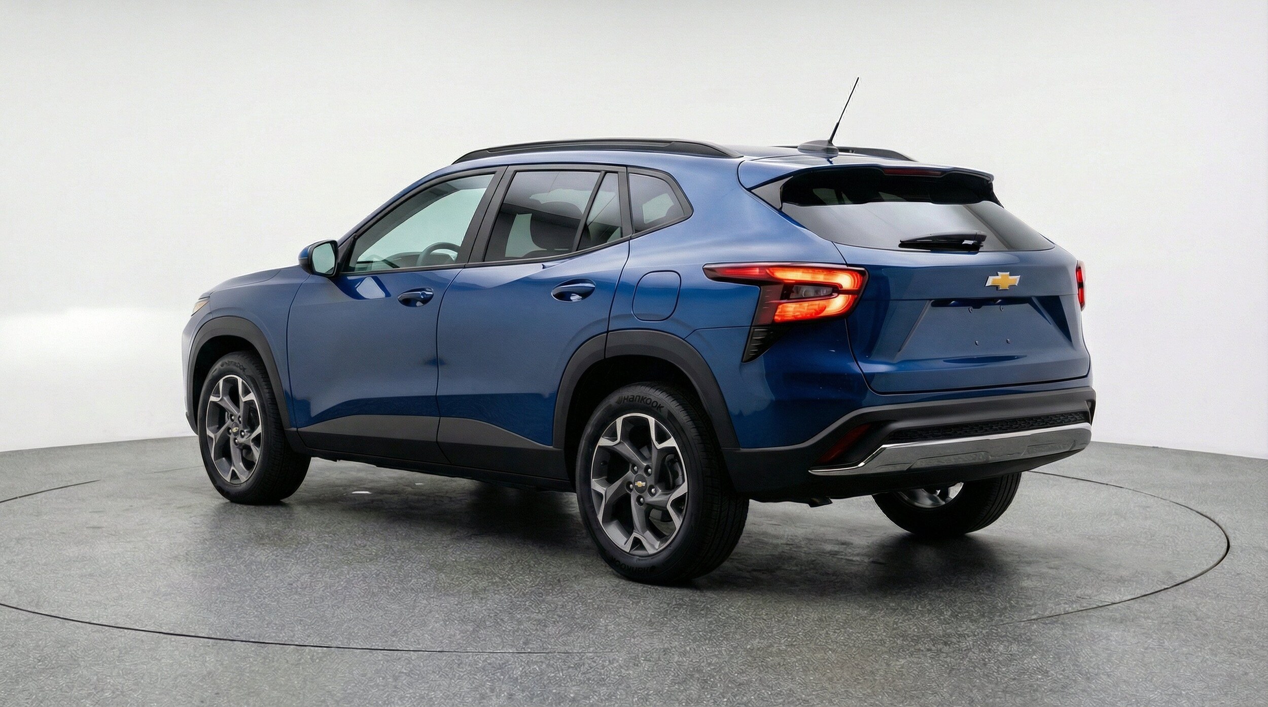 Thumbnail: 2025 Chevrolet Trax - 6