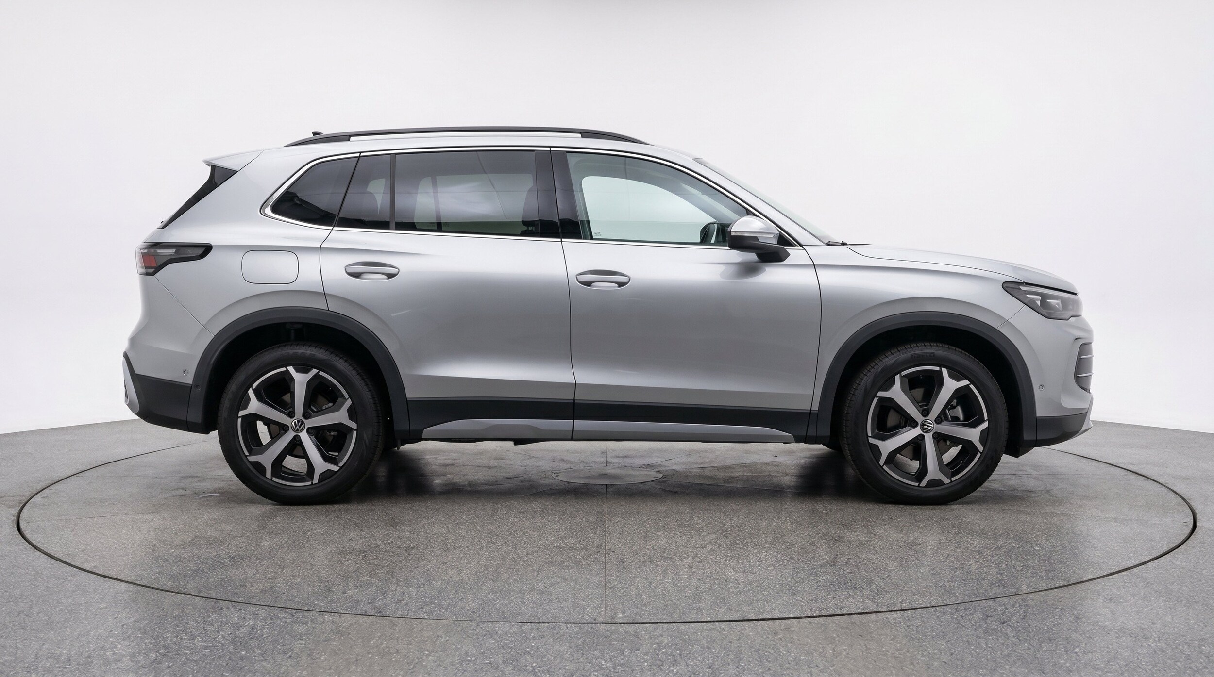 Thumbnail: 2026 Volkswagen Tiguan - 10