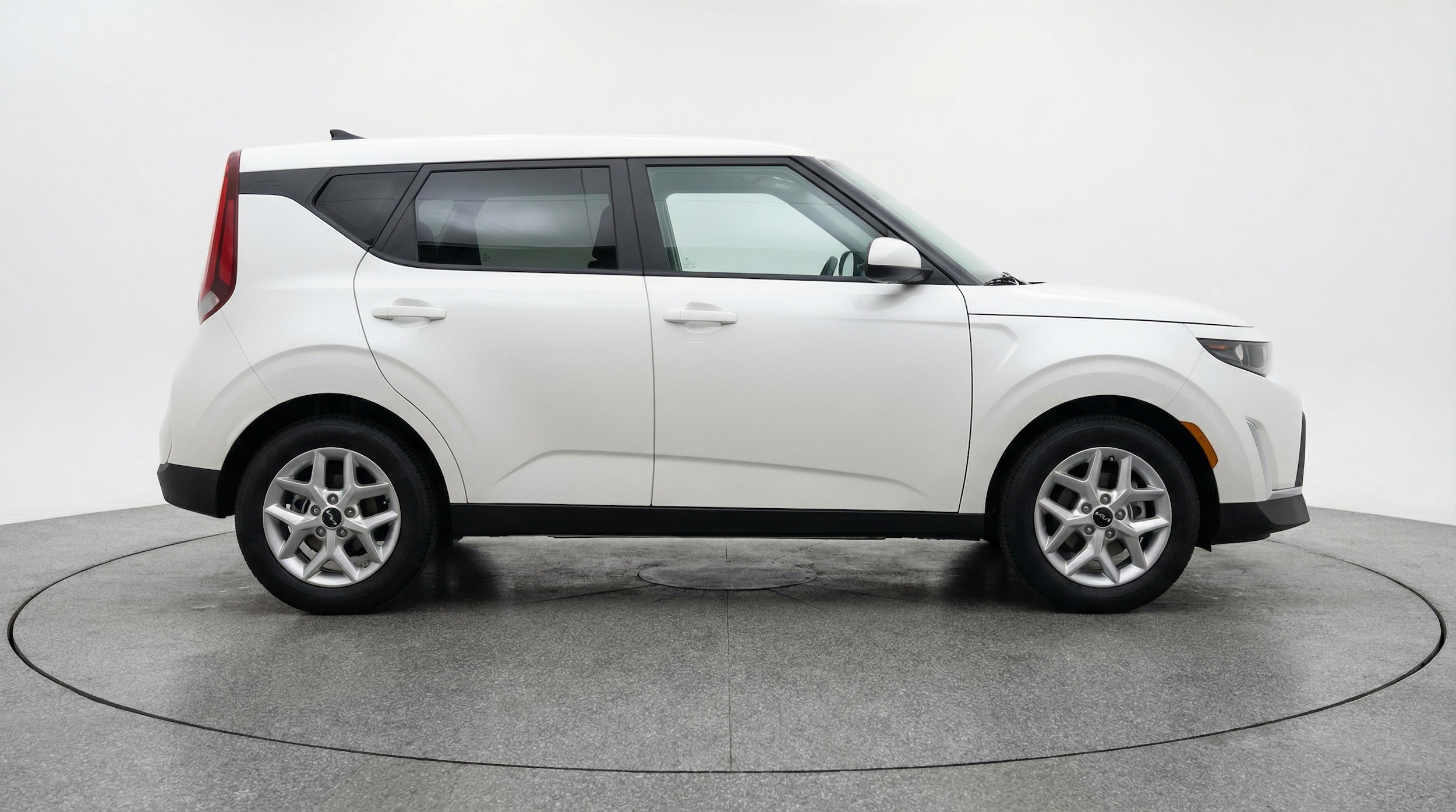 Thumbnail: 2025 Kia Soul - 8