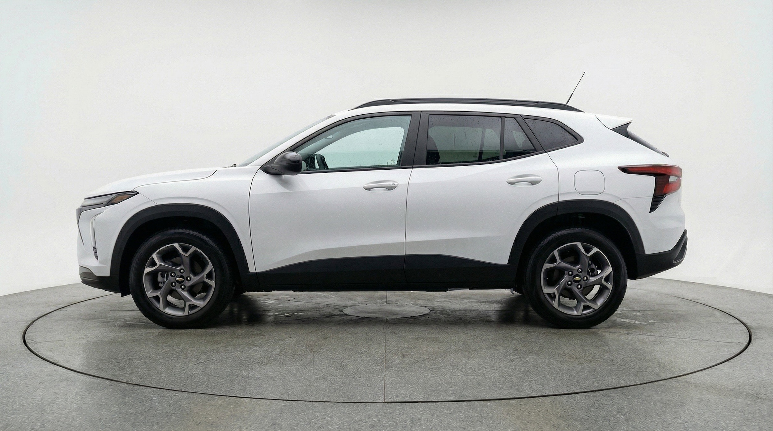 Thumbnail: 2025 Chevrolet Trax - 5