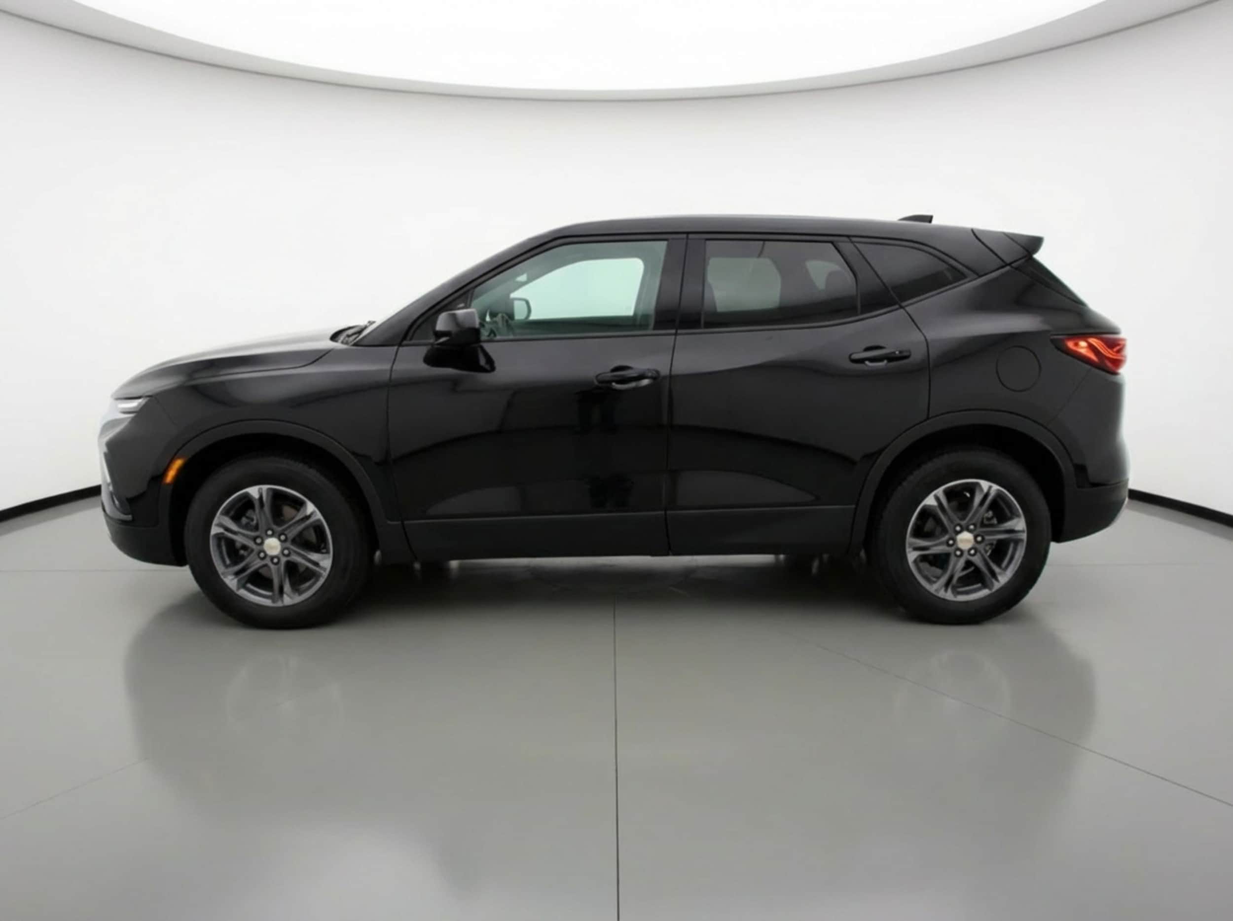 Thumbnail: 2025 Chevrolet Blazer - 4