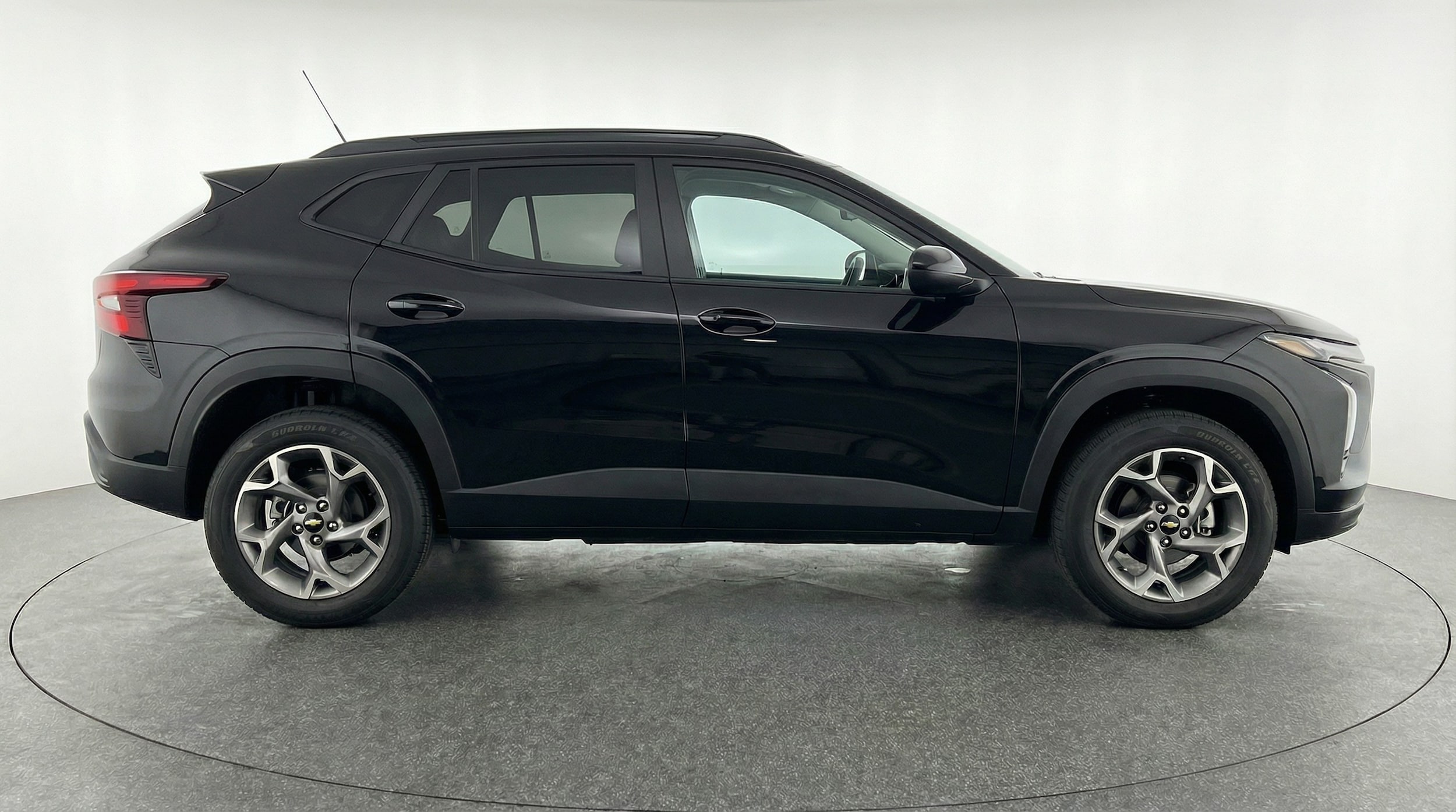 Thumbnail: 2025 Chevrolet Trax - 8