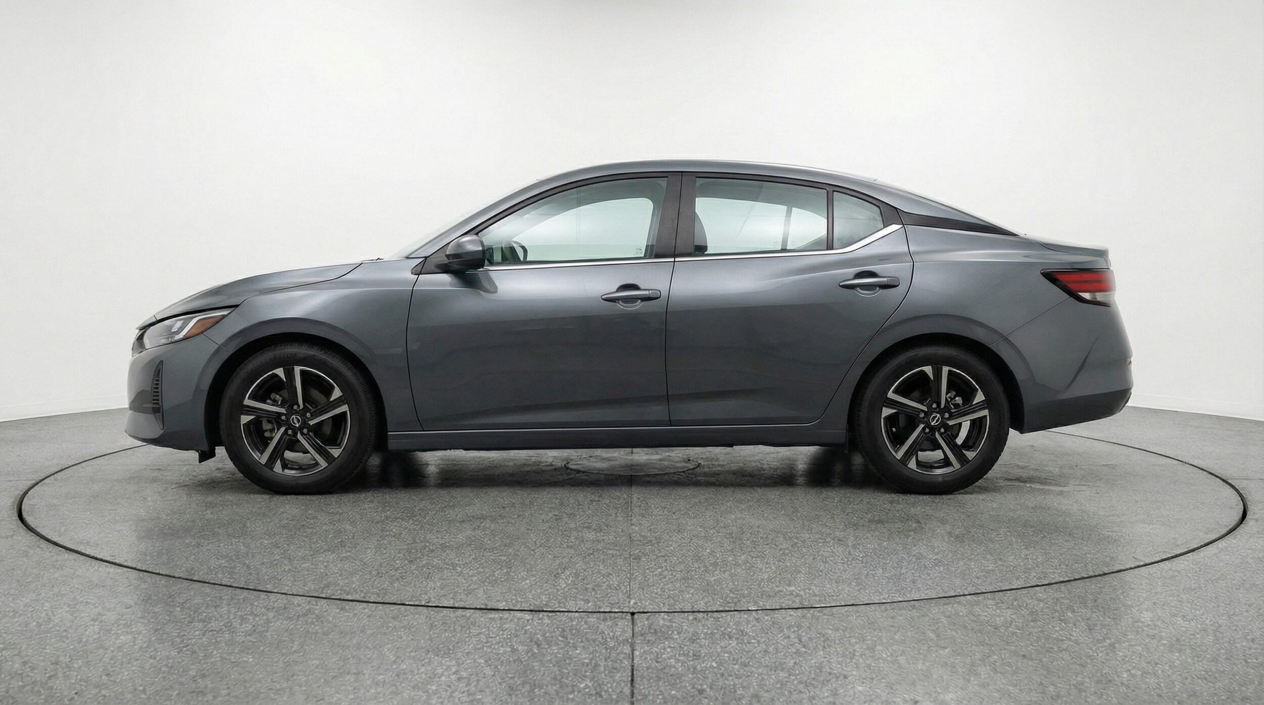 Thumbnail: 2025 Nissan Sentra - 4