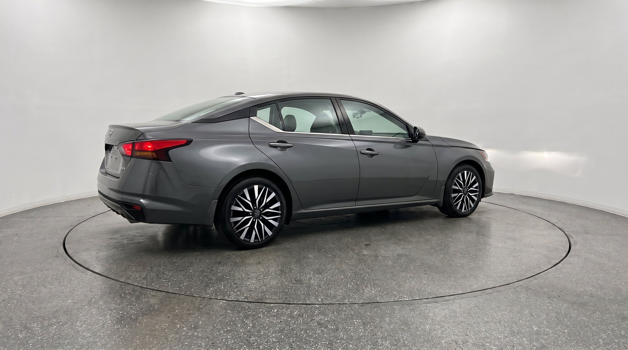 Thumbnail: 2025 Nissan Altima - 9