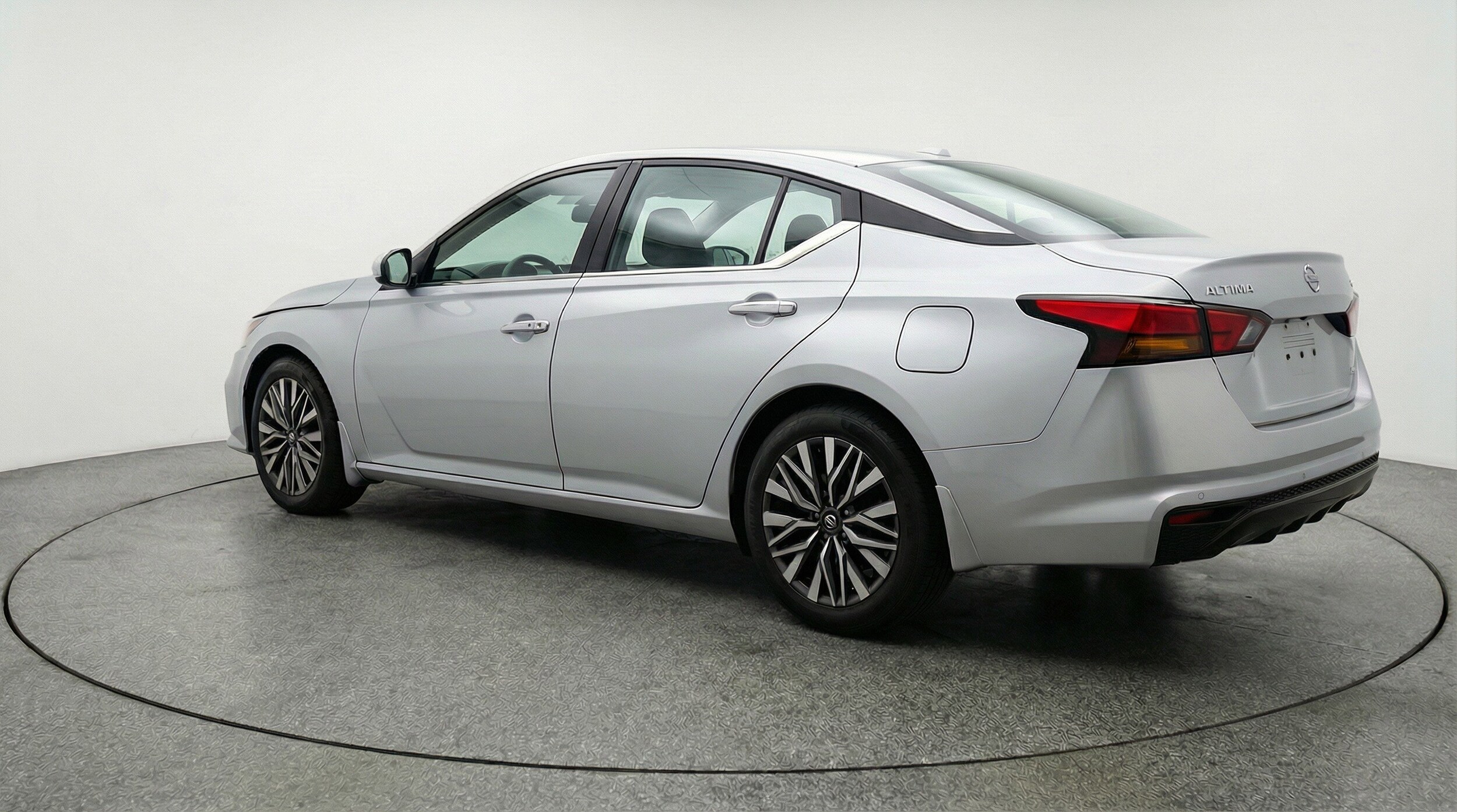 Thumbnail: 2025 Nissan Altima - 6