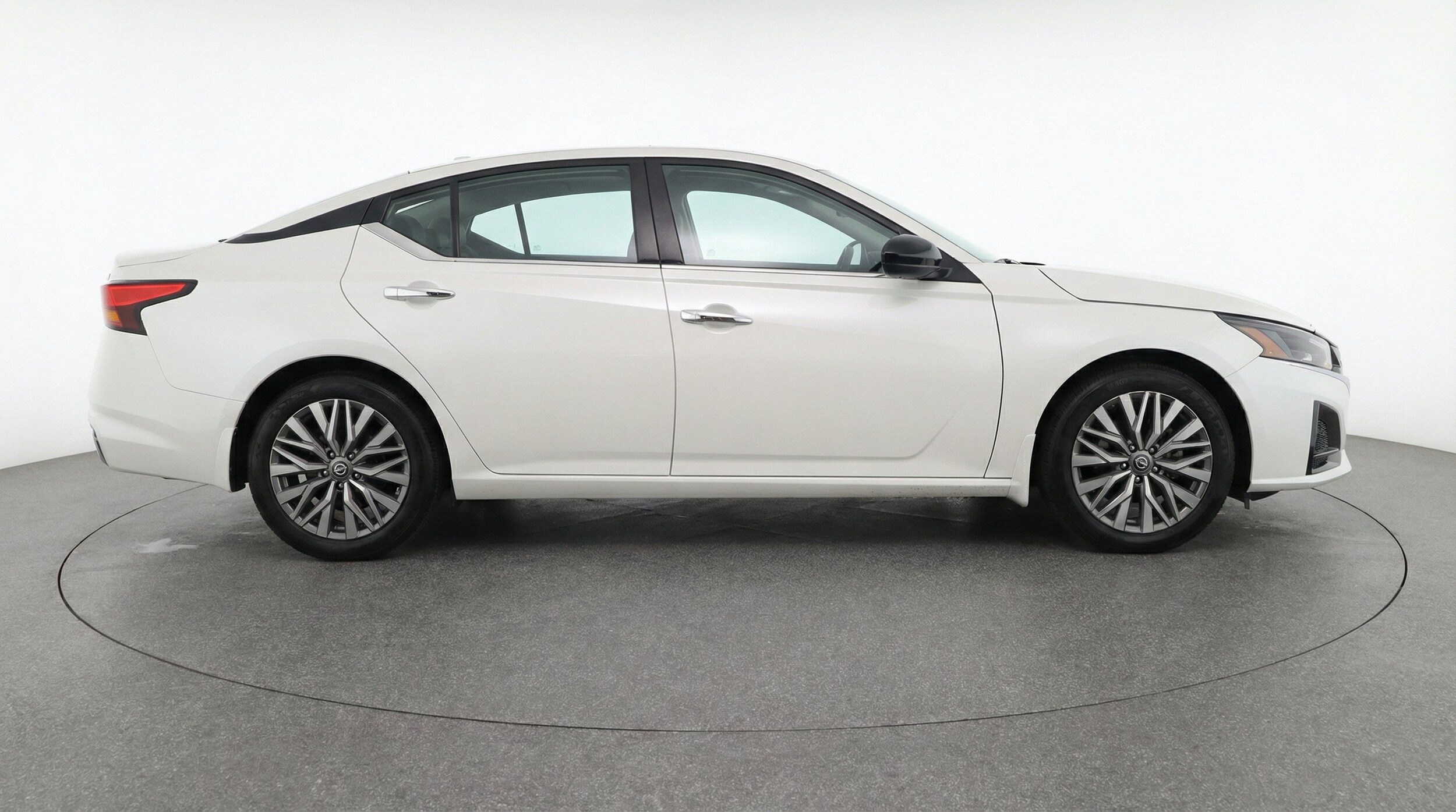 Thumbnail: 2025 Nissan Altima - 11