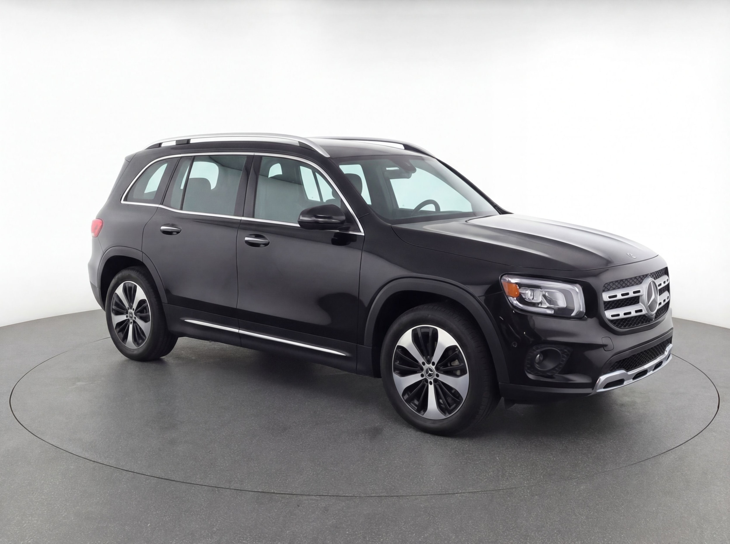 Thumbnail: 2025 Mercedes-Benz GLB - 1