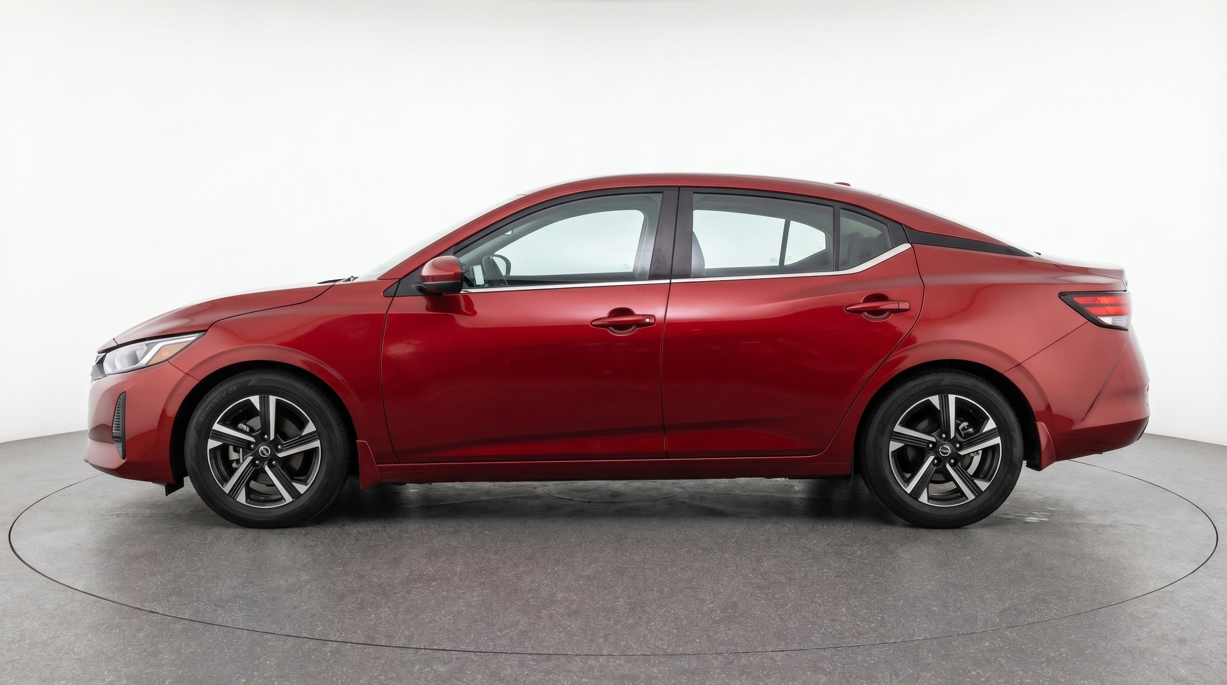Thumbnail: 2025 Nissan Sentra - 5