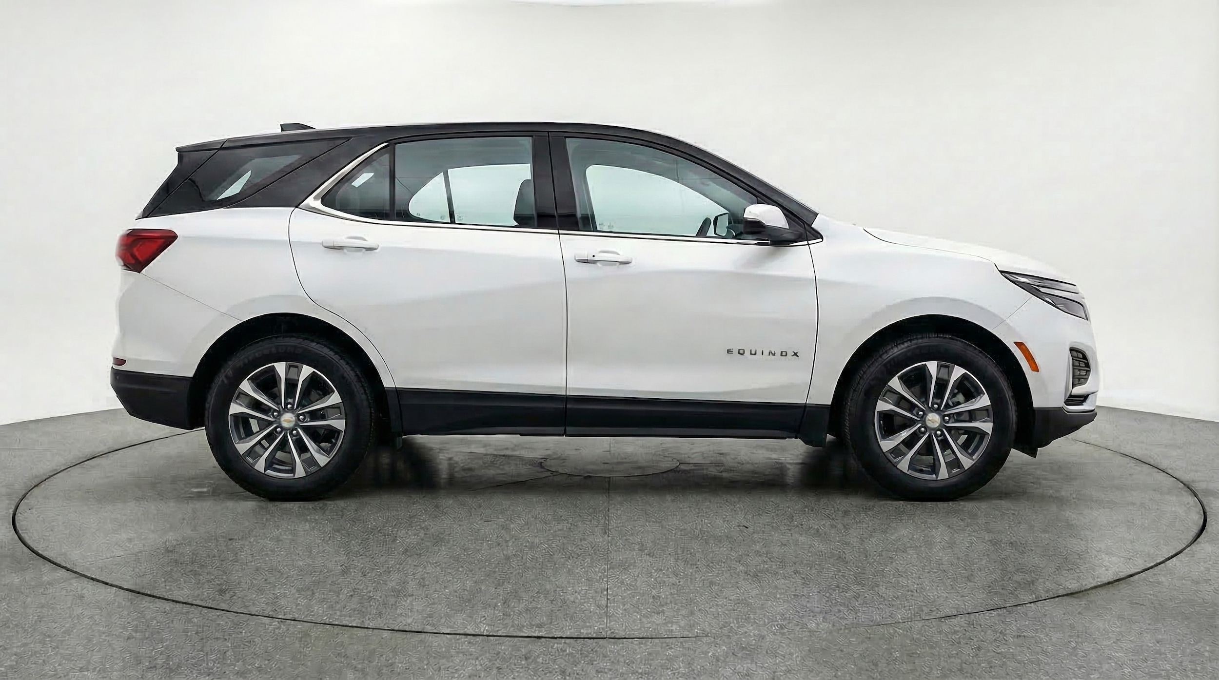 Thumbnail: 2025 Chevrolet Equinox - 8