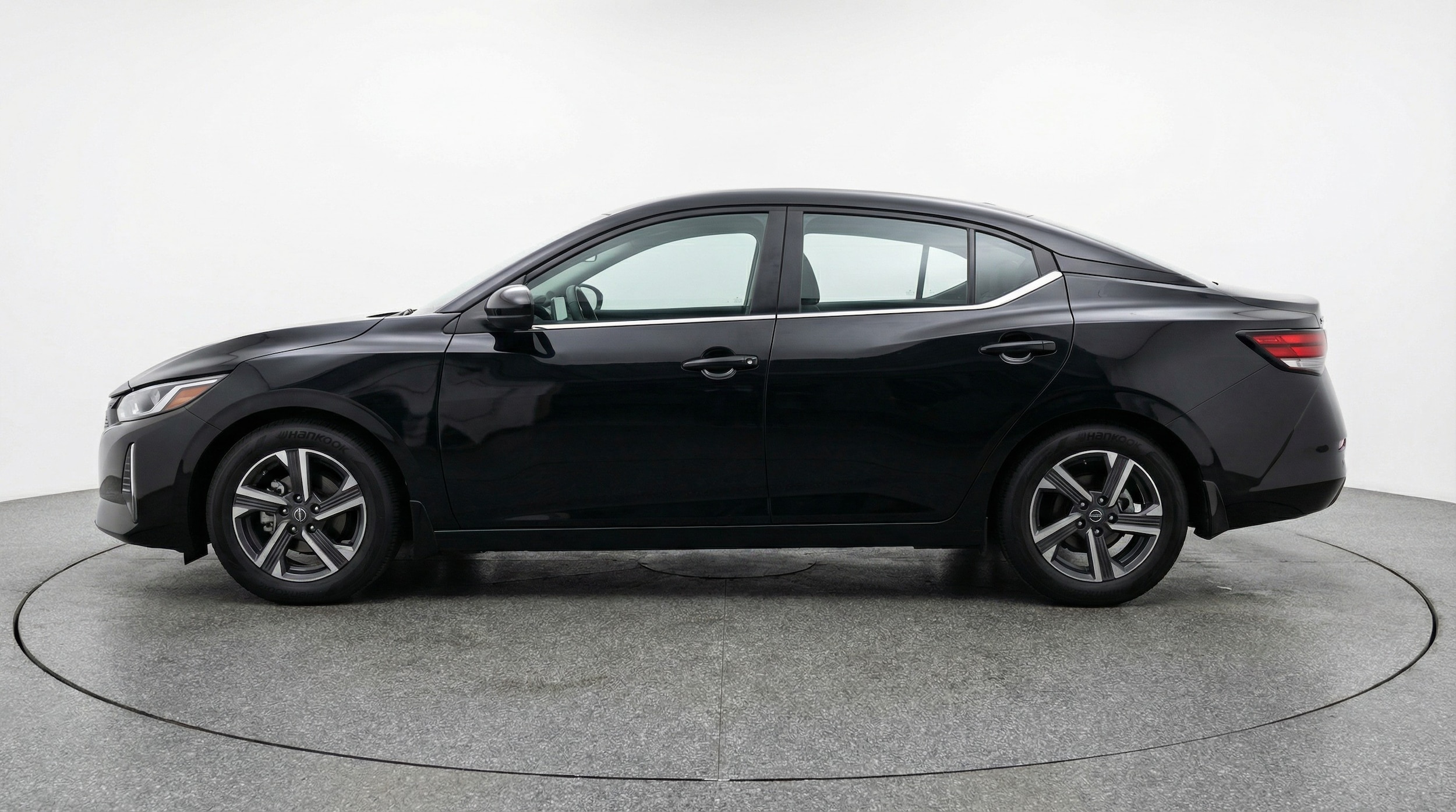 Thumbnail: 2025 Nissan Sentra - 4