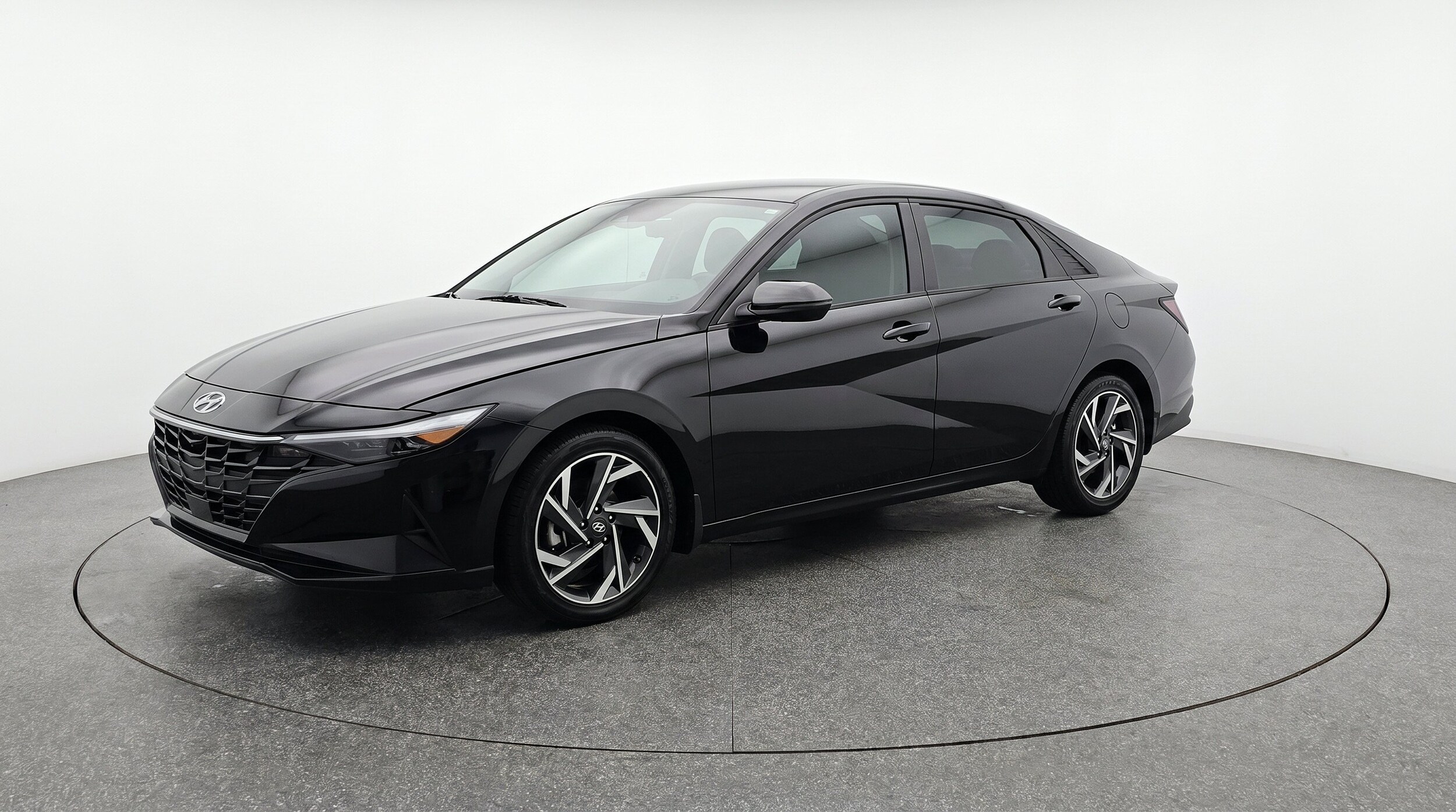 Thumbnail: 2025 Hyundai Elantra - 3