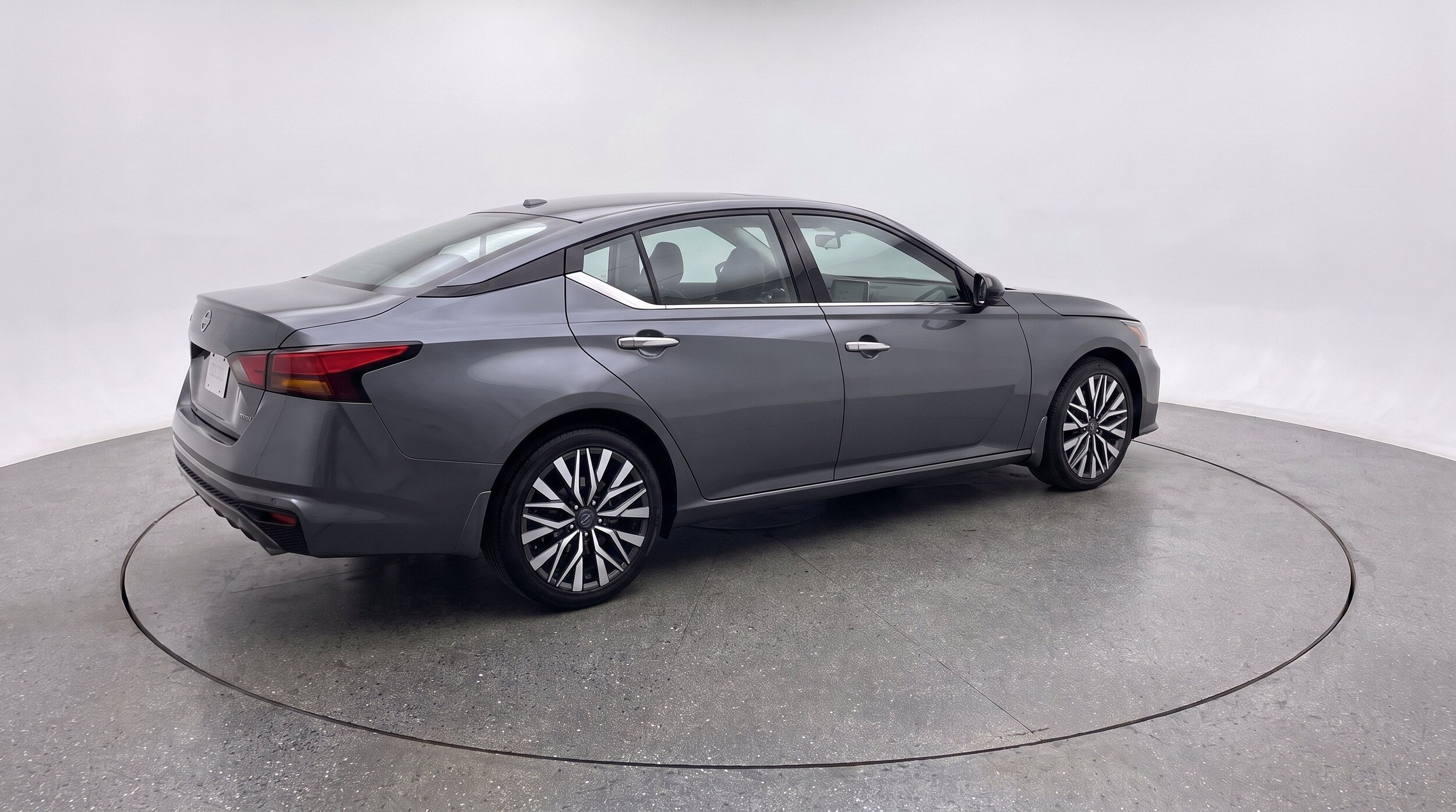 Thumbnail: 2025 Nissan Altima - 9