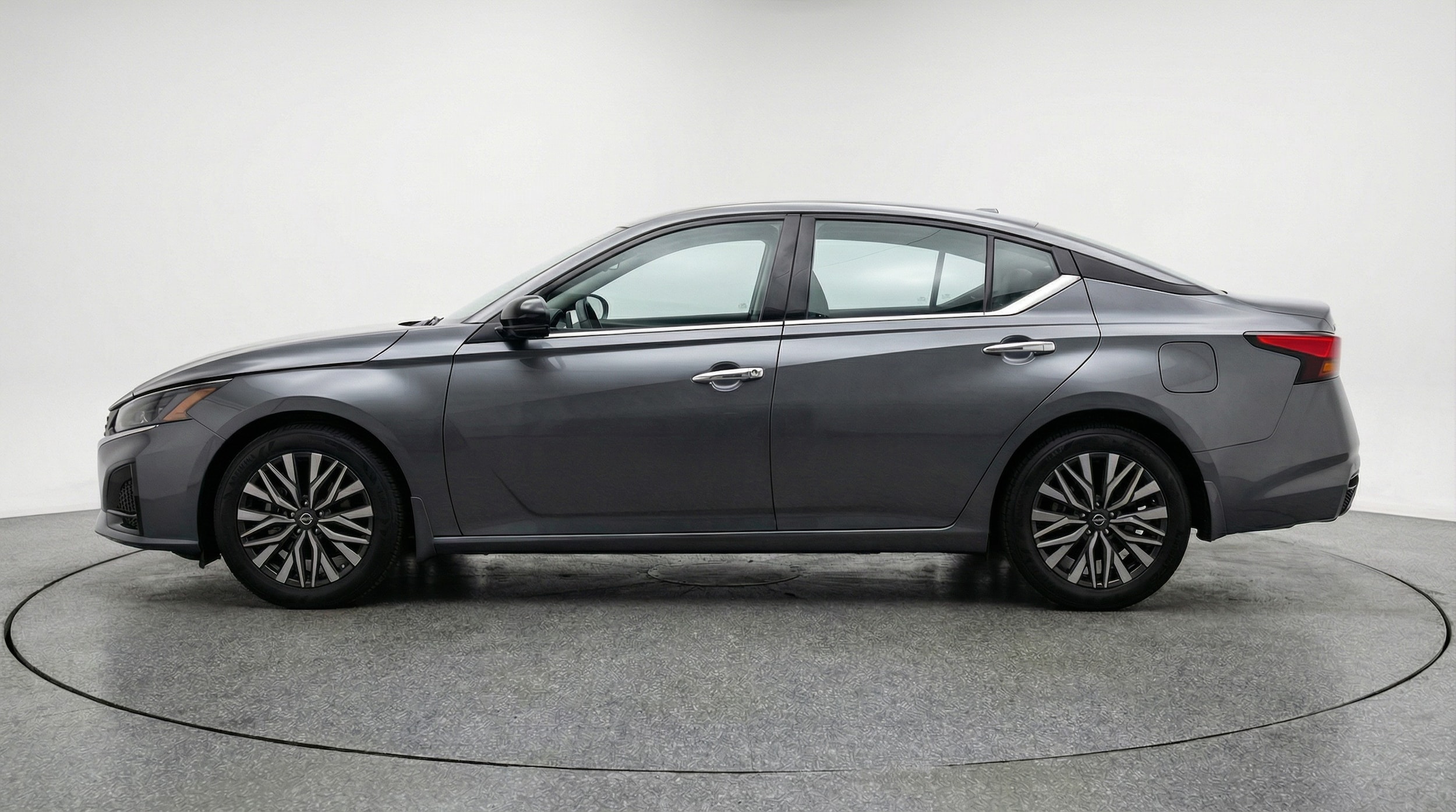 Thumbnail: 2025 Nissan Altima - 4