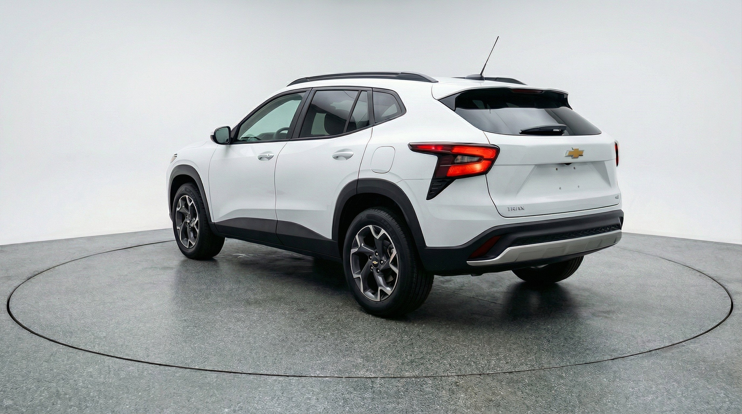 Thumbnail: 2025 Chevrolet Trax - 6