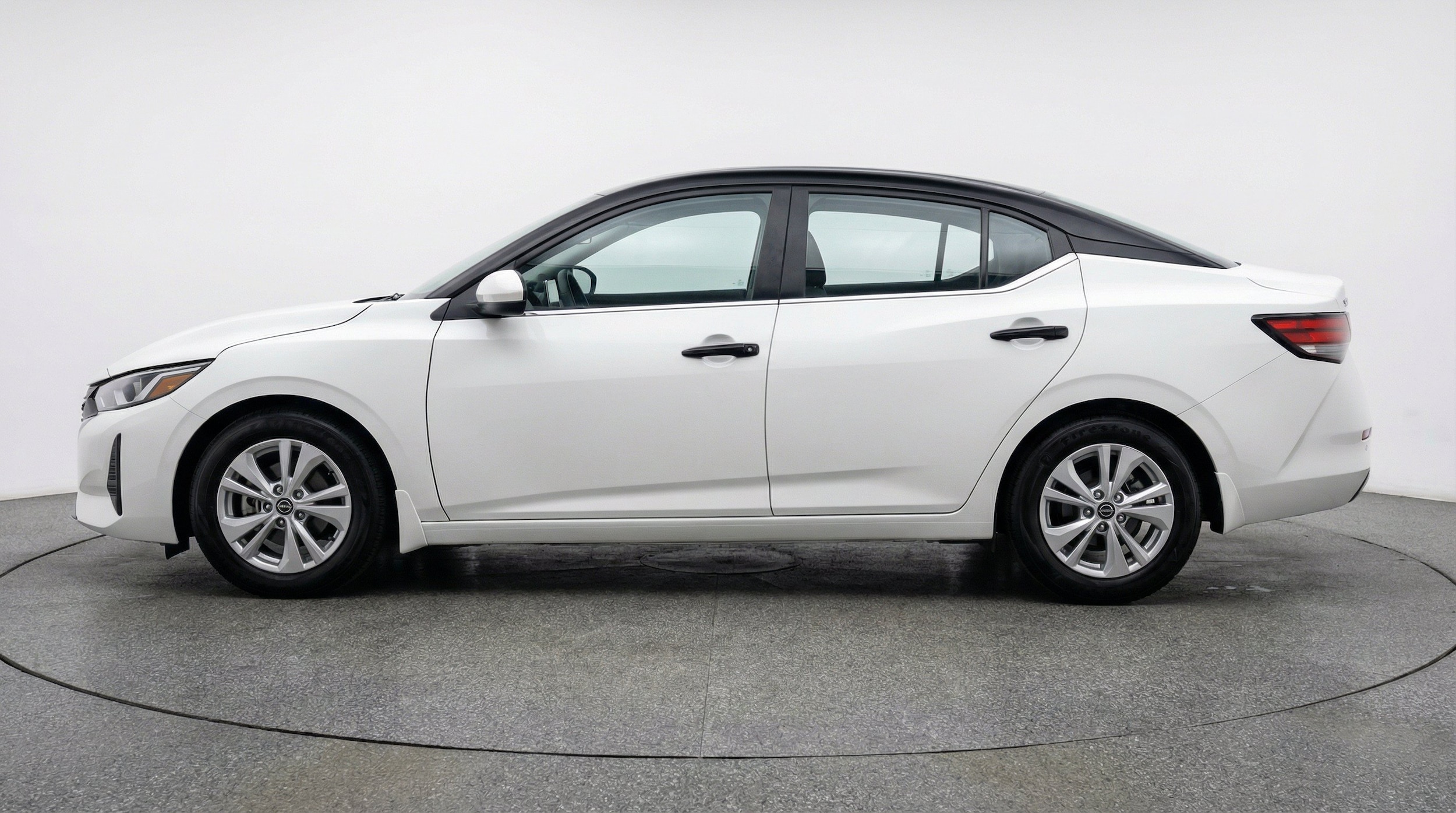 Thumbnail: 2025 Nissan Sentra - 5