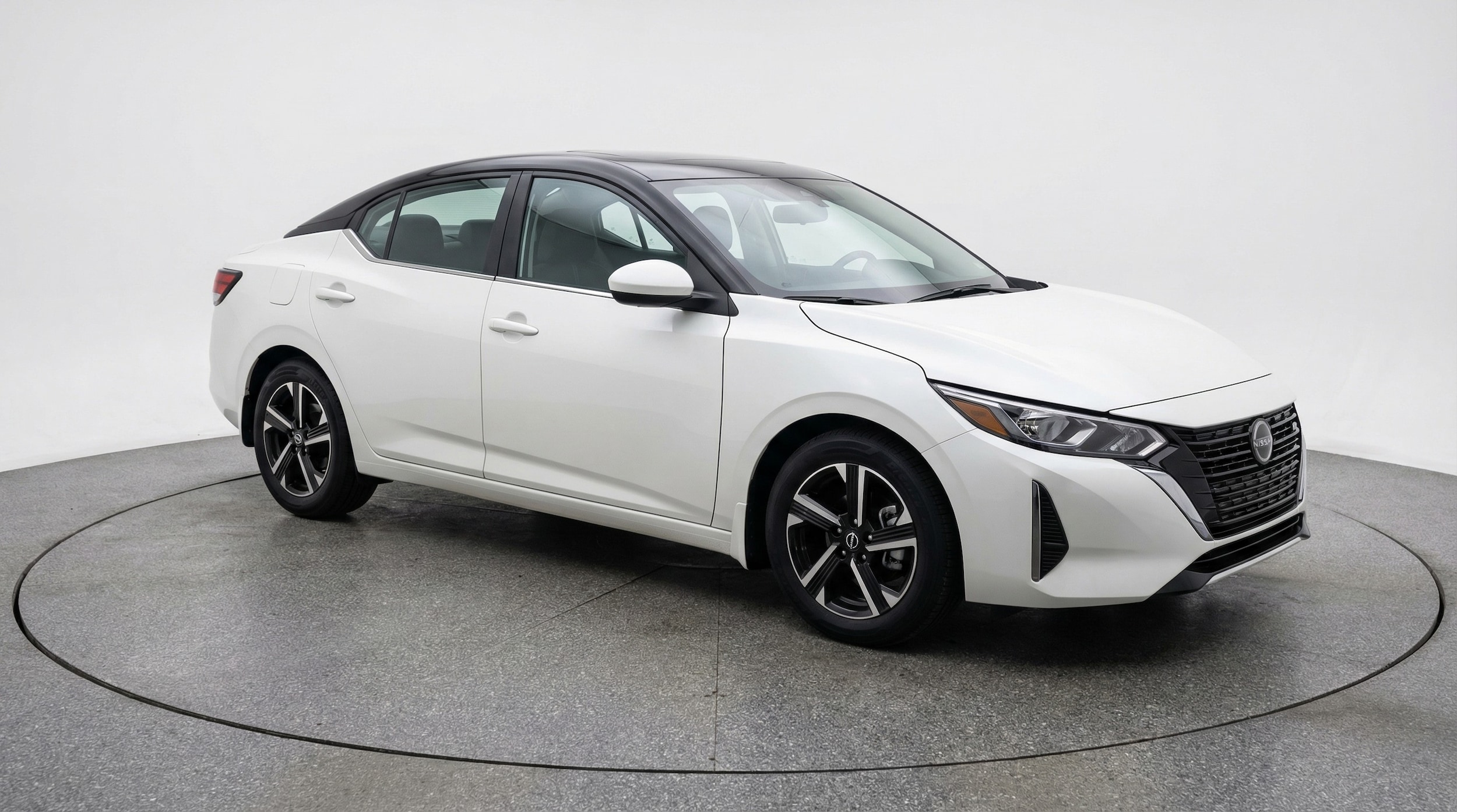 Thumbnail: 2025 Nissan Sentra - 1